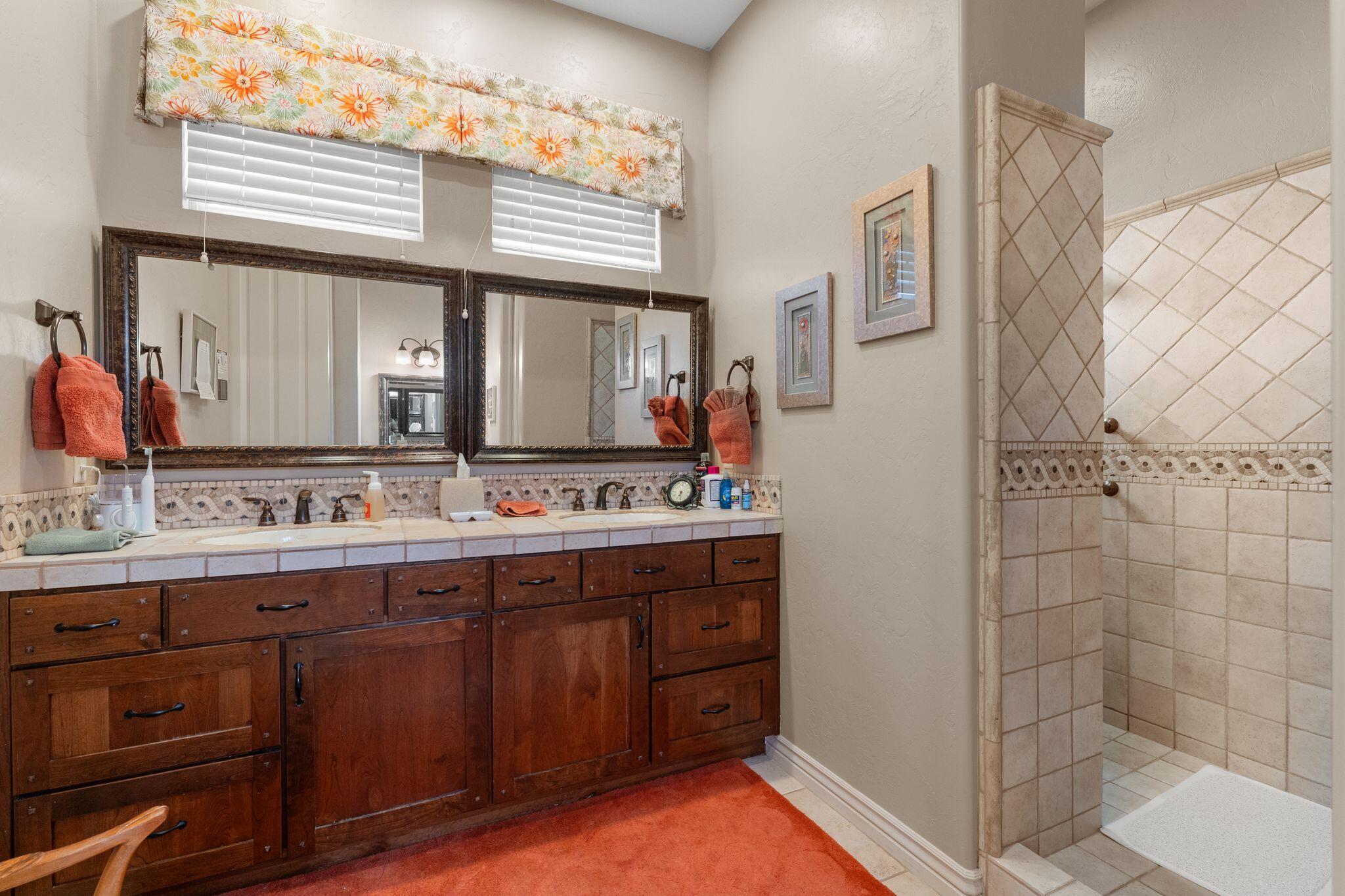 SUN RIVER - Residential