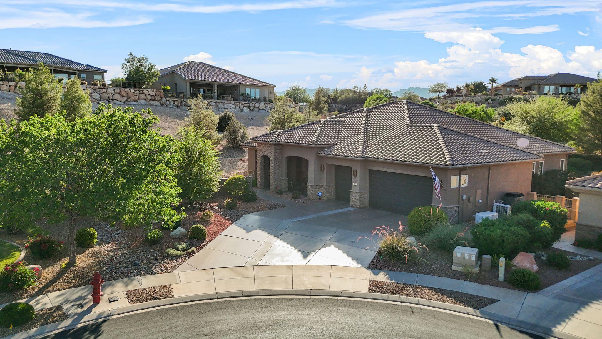 SUN RIVER - Residential