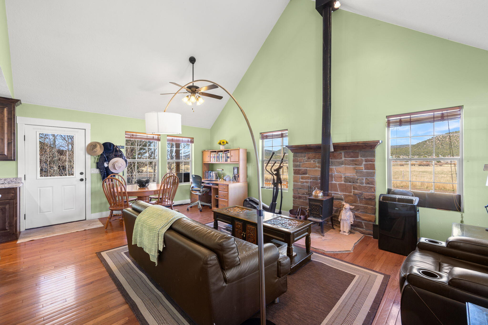 PINE VALLEY TOWNSITE SRVY - Residential