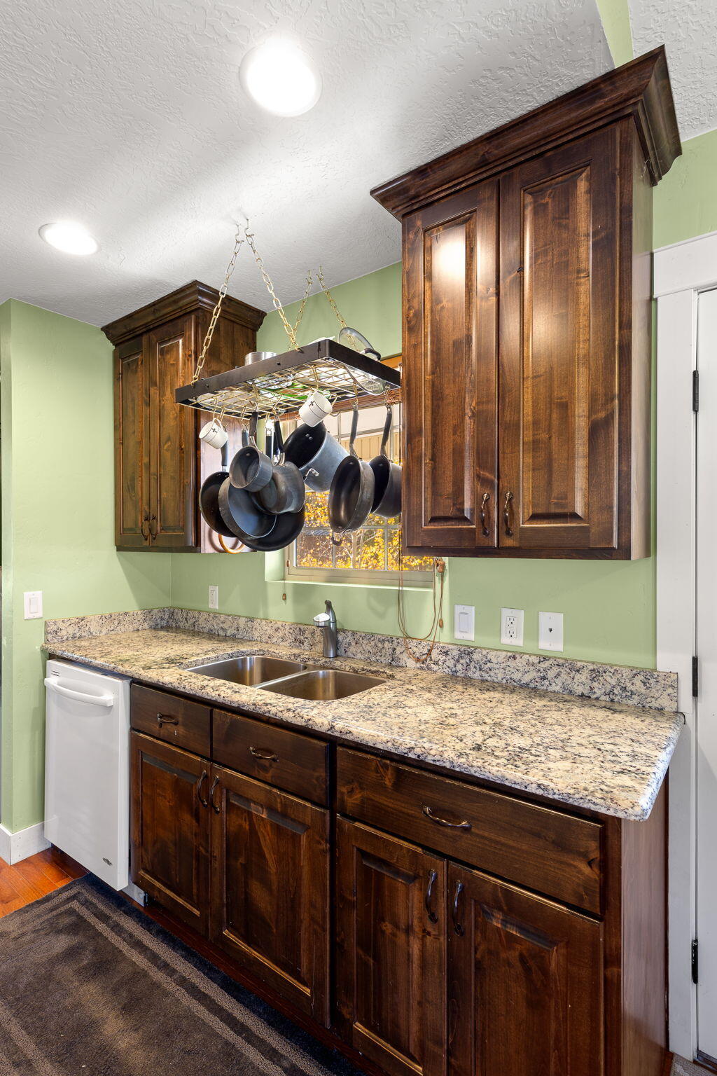 PINE VALLEY TOWNSITE SRVY - Residential