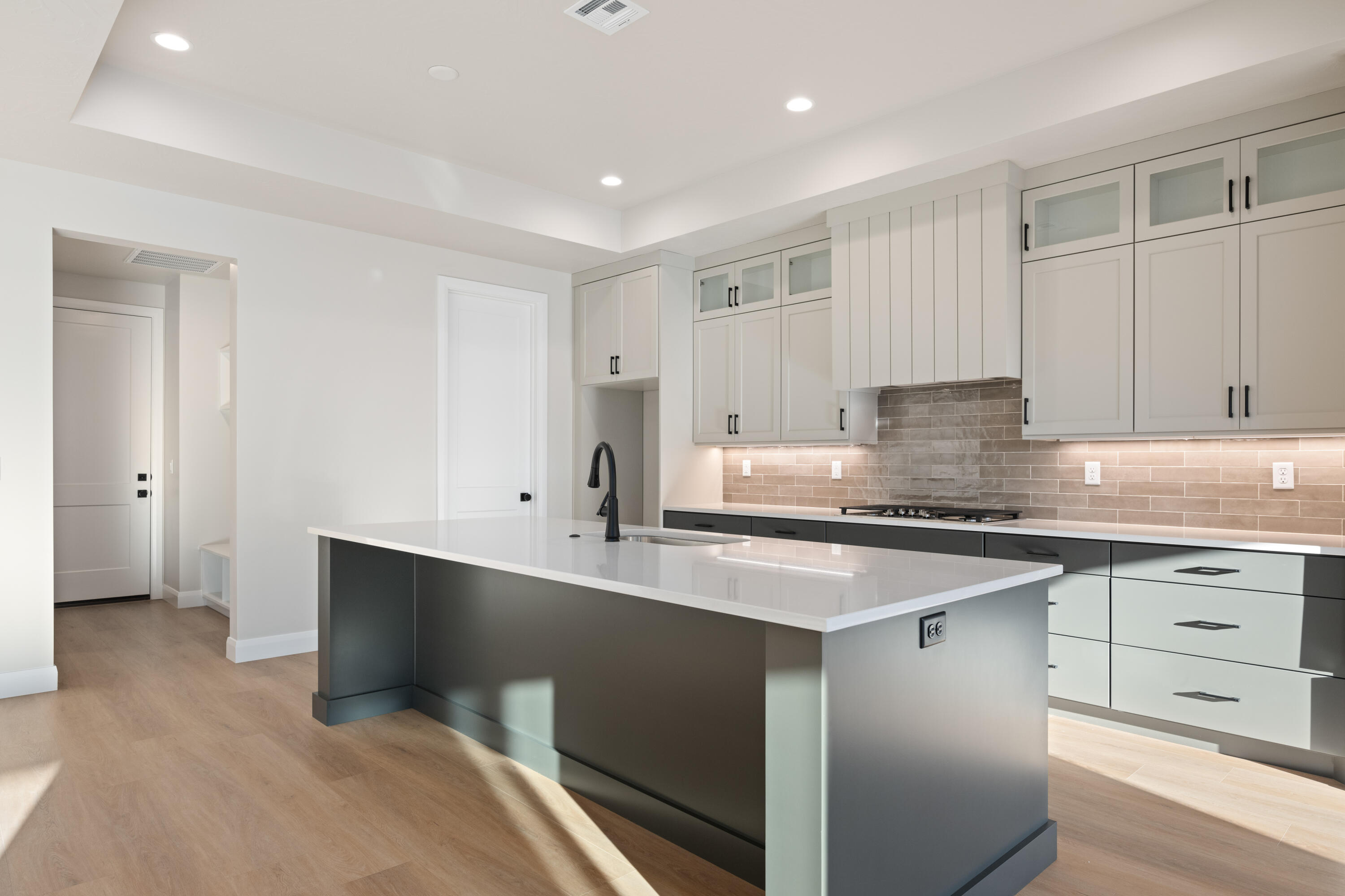 SOLIS AT CORAL CANYON - Residential