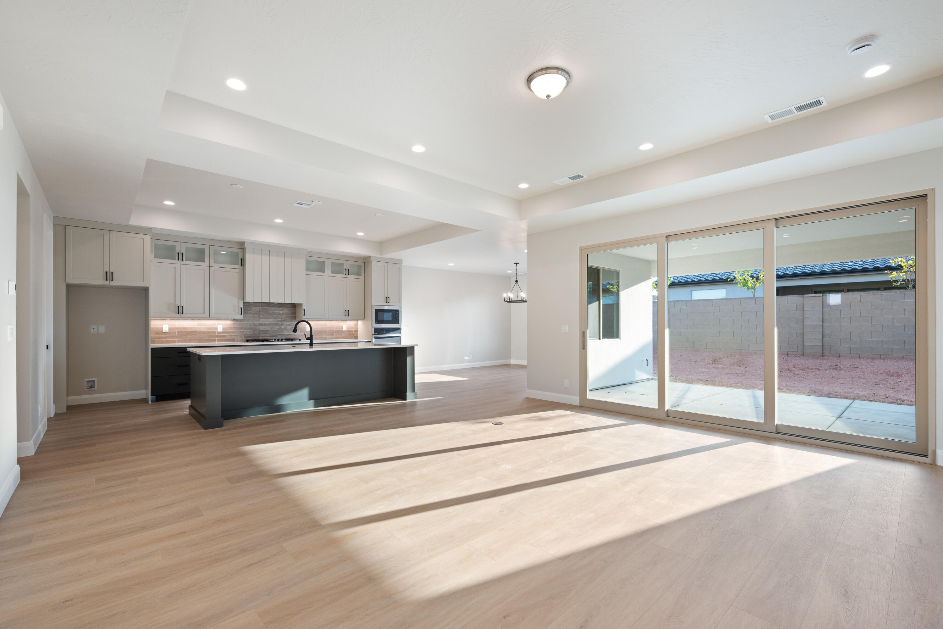 SOLIS AT CORAL CANYON - Residential