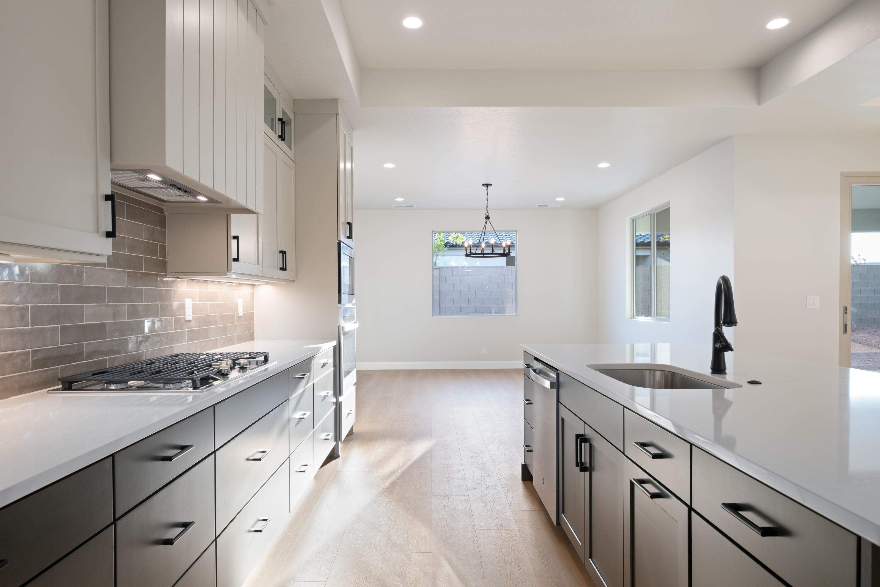 SOLIS AT CORAL CANYON - Residential