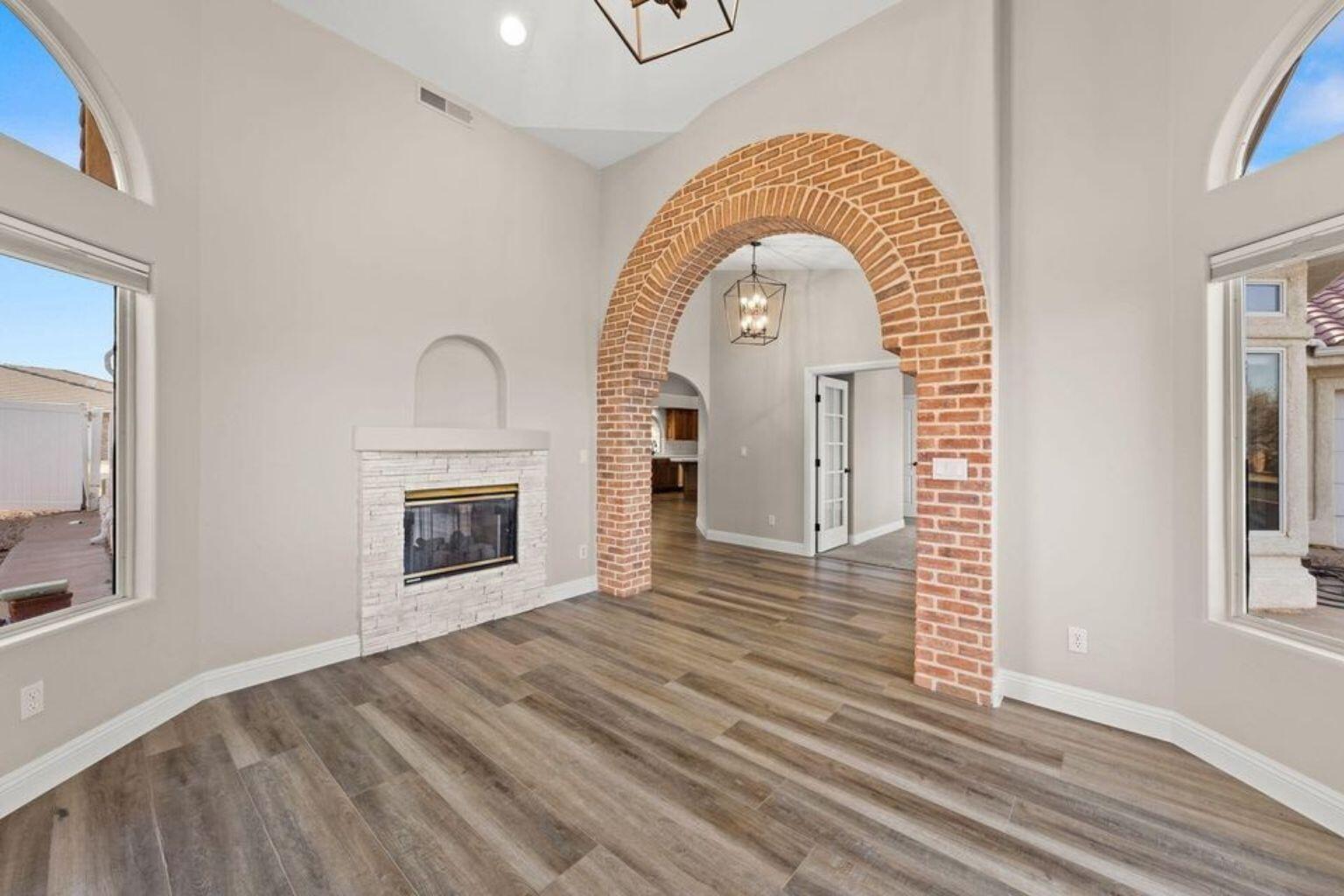 EAST RIDGE - Residential