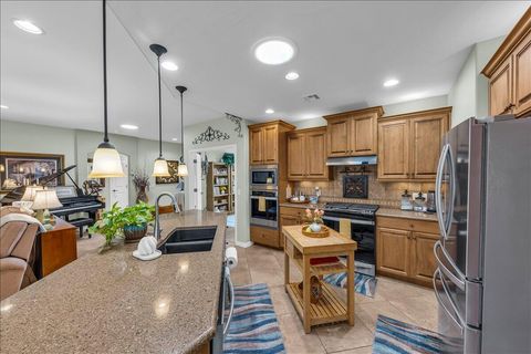 Tiny photo for 1539 W HEATHERGLEN DR, Saint George, UT 84790 (MLS # 26-270932)