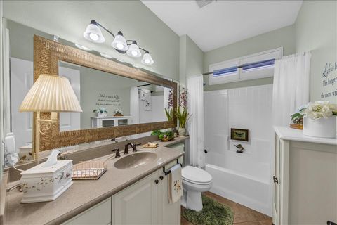 Tiny photo for 1539 W HEATHERGLEN DR, Saint George, UT 84790 (MLS # 26-270932)