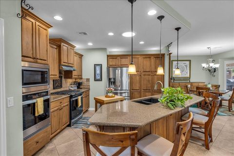 Tiny photo for 1539 W HEATHERGLEN DR, Saint George, UT 84790 (MLS # 26-270932)