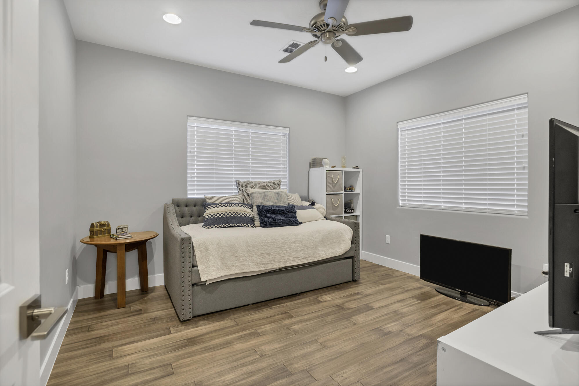 DESERT PLATEAU - Residential