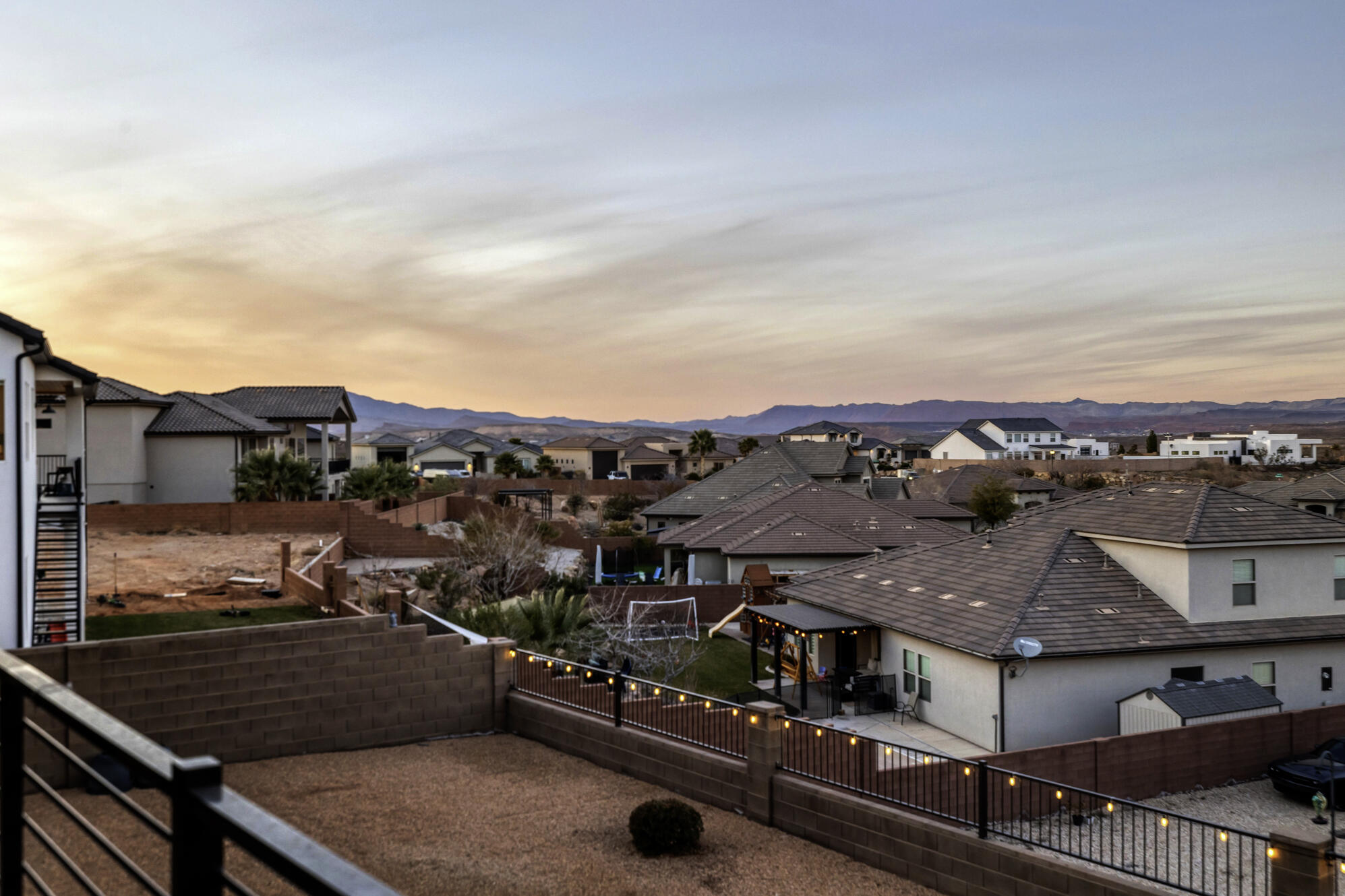 DESERT PLATEAU - Residential