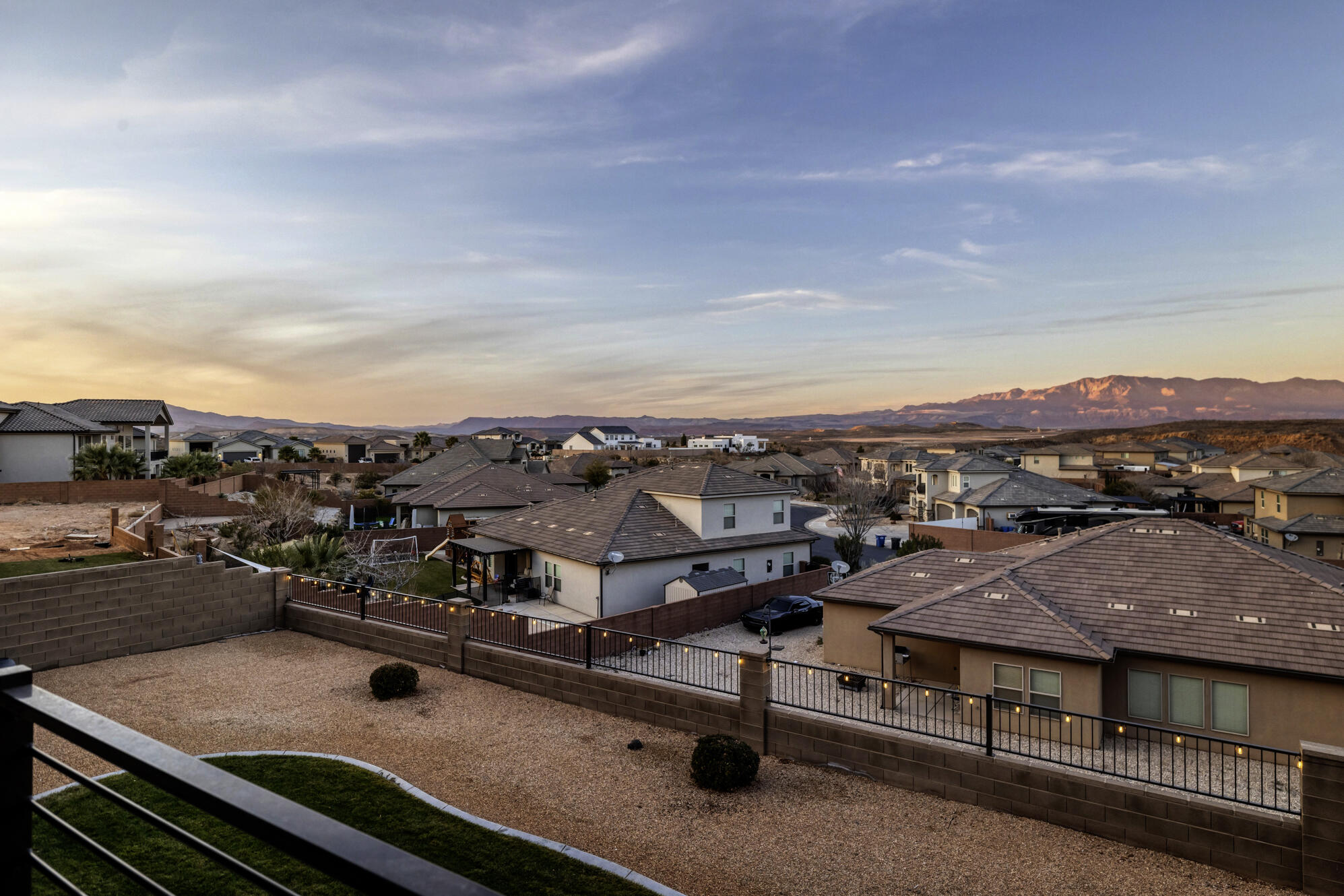 DESERT PLATEAU - Residential