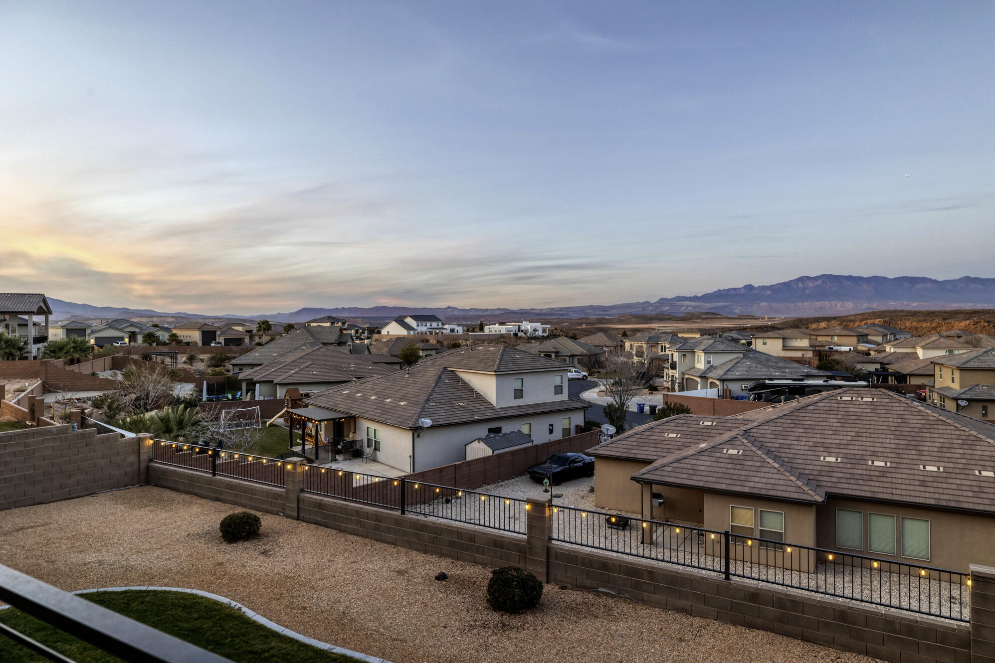 DESERT PLATEAU - Residential