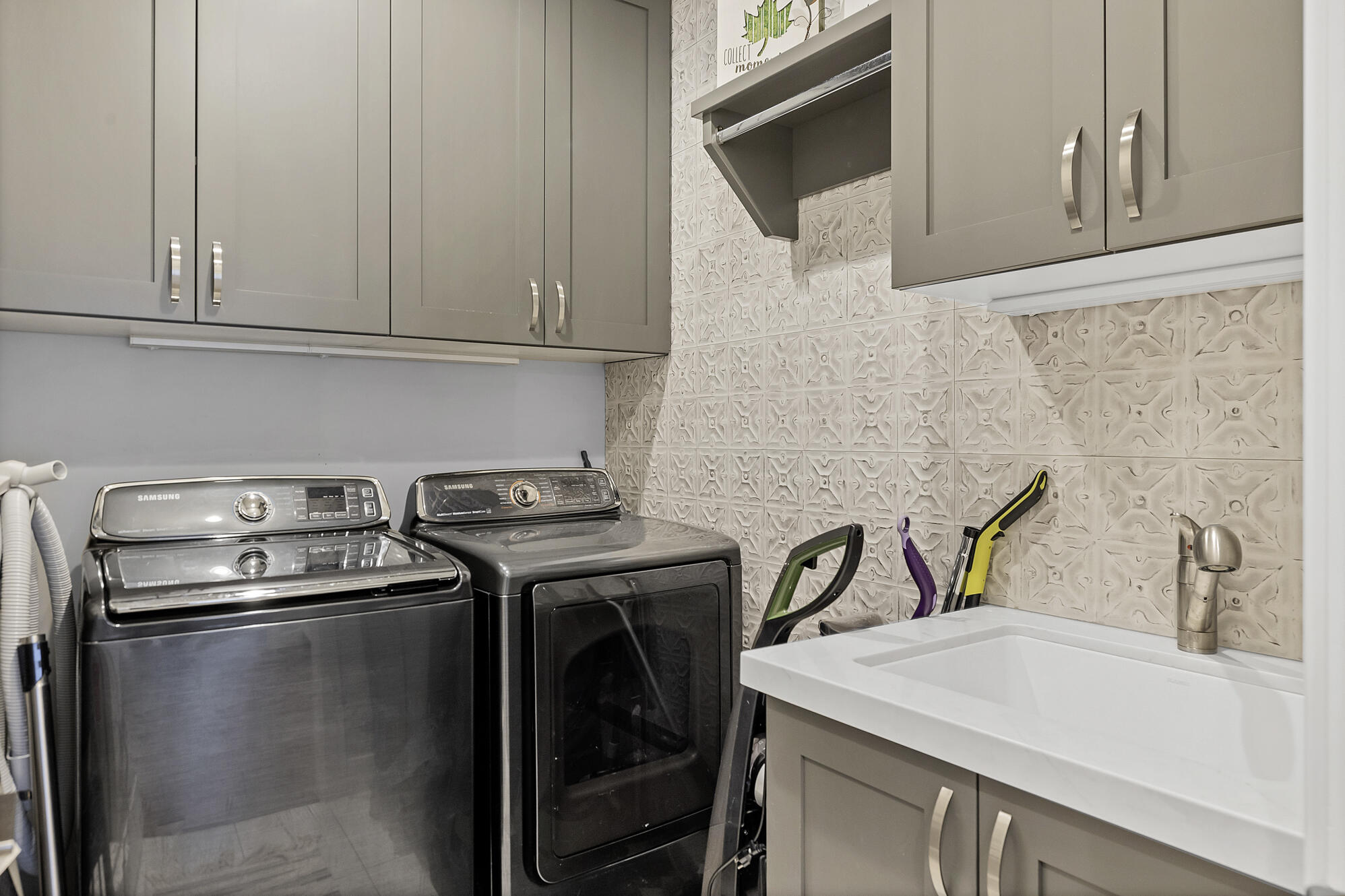 DESERT PLATEAU - Residential