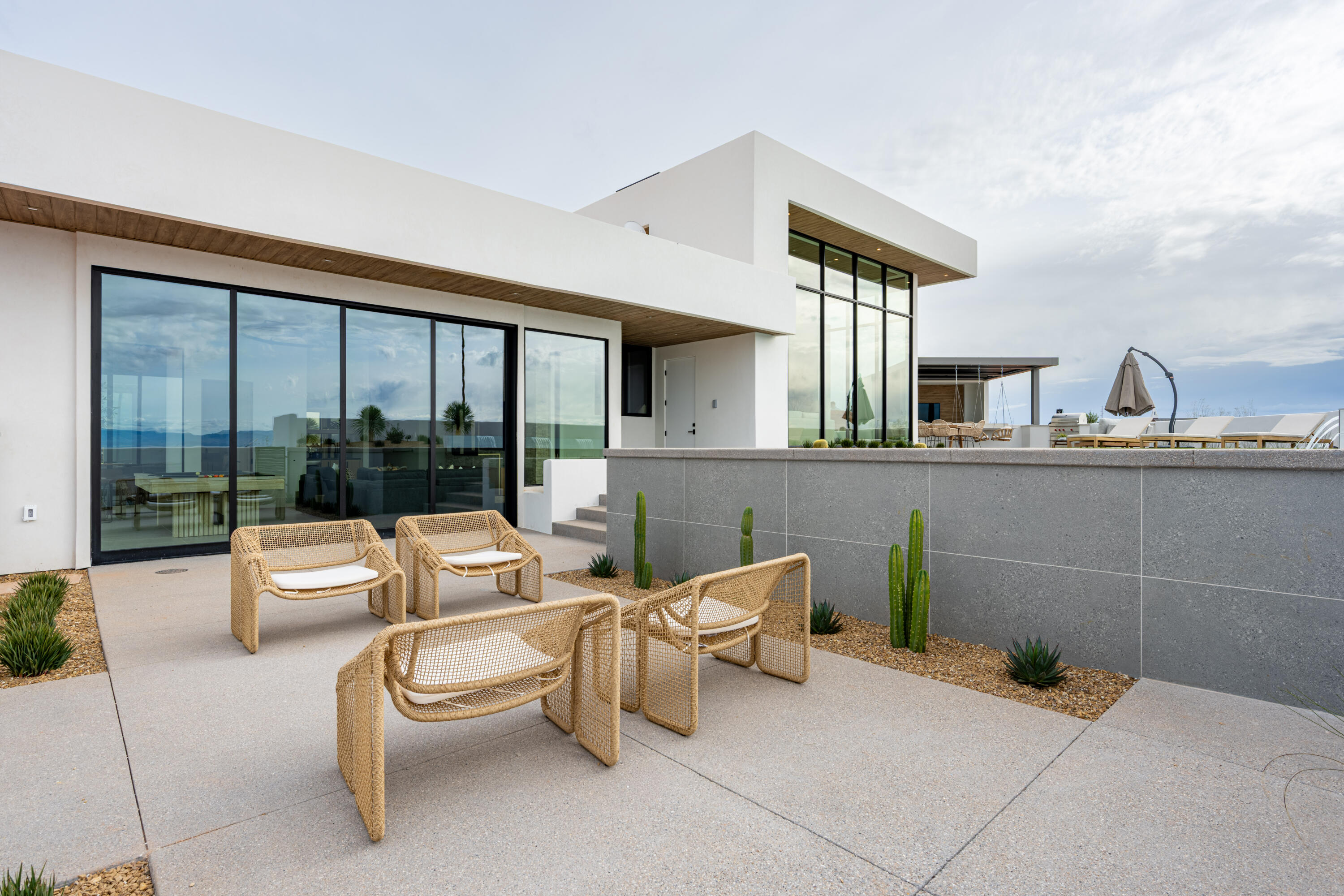 SOLENTE VILLAGE - Residential