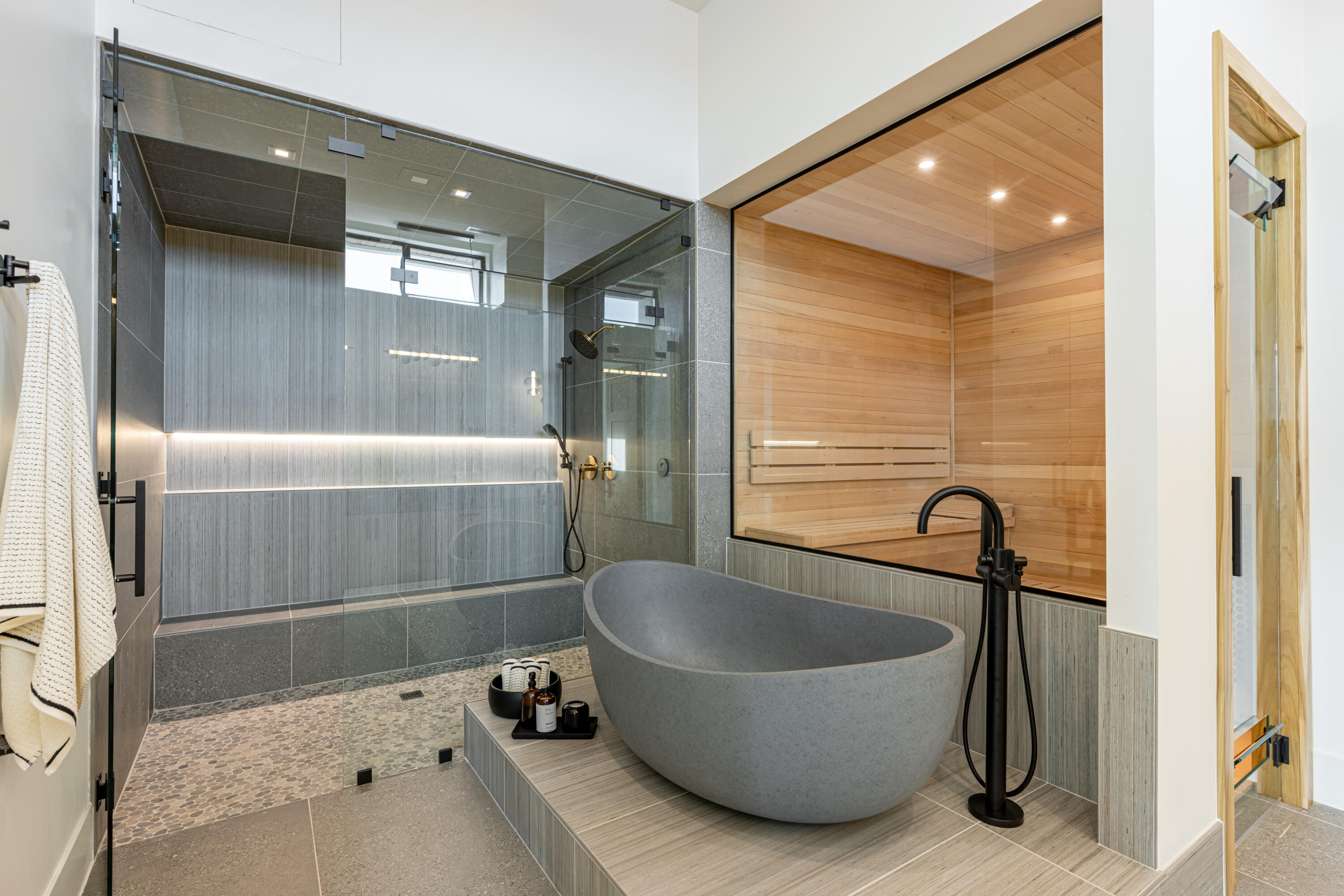 SOLENTE VILLAGE - Residential