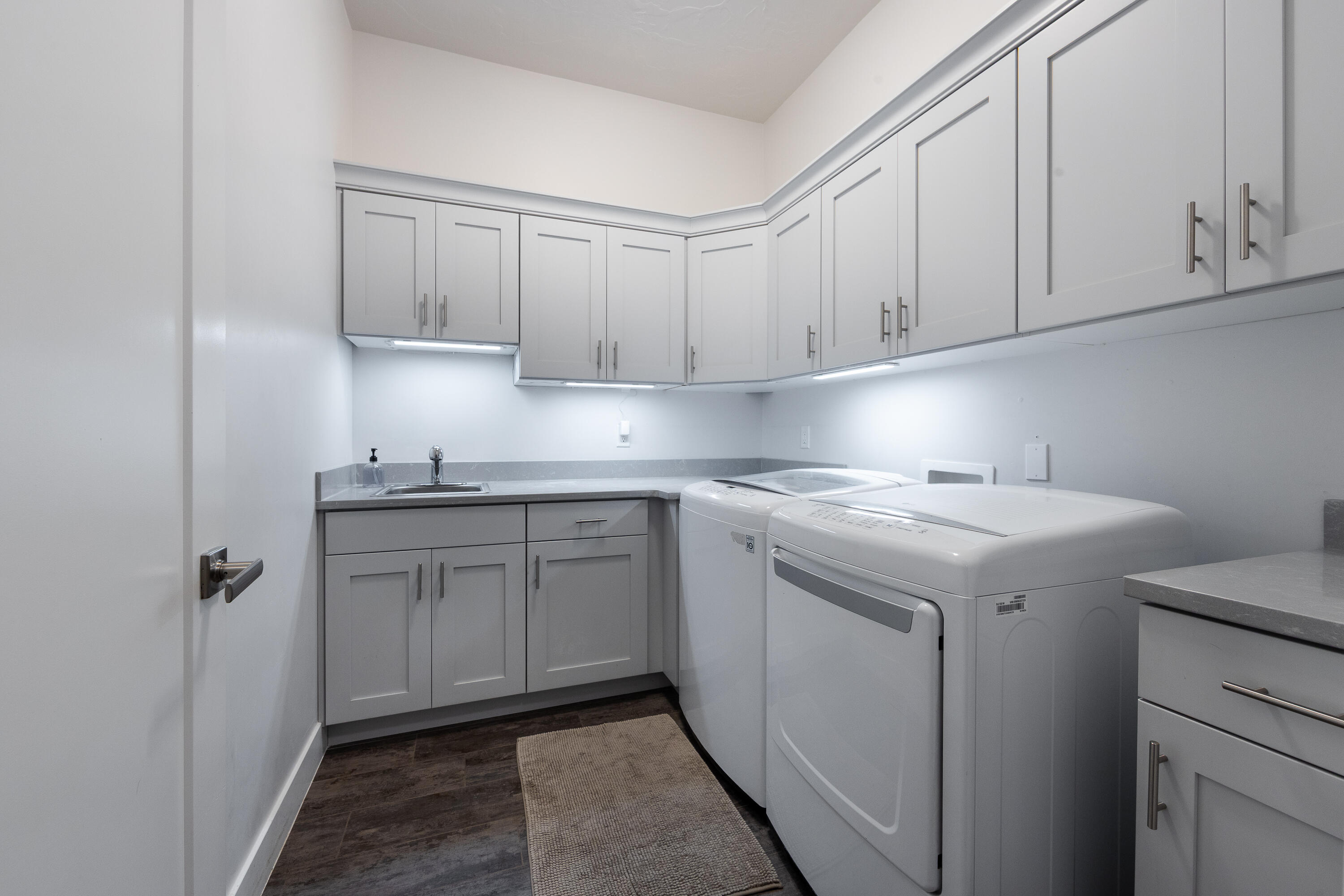 REDSTONE ESTATES - Residential