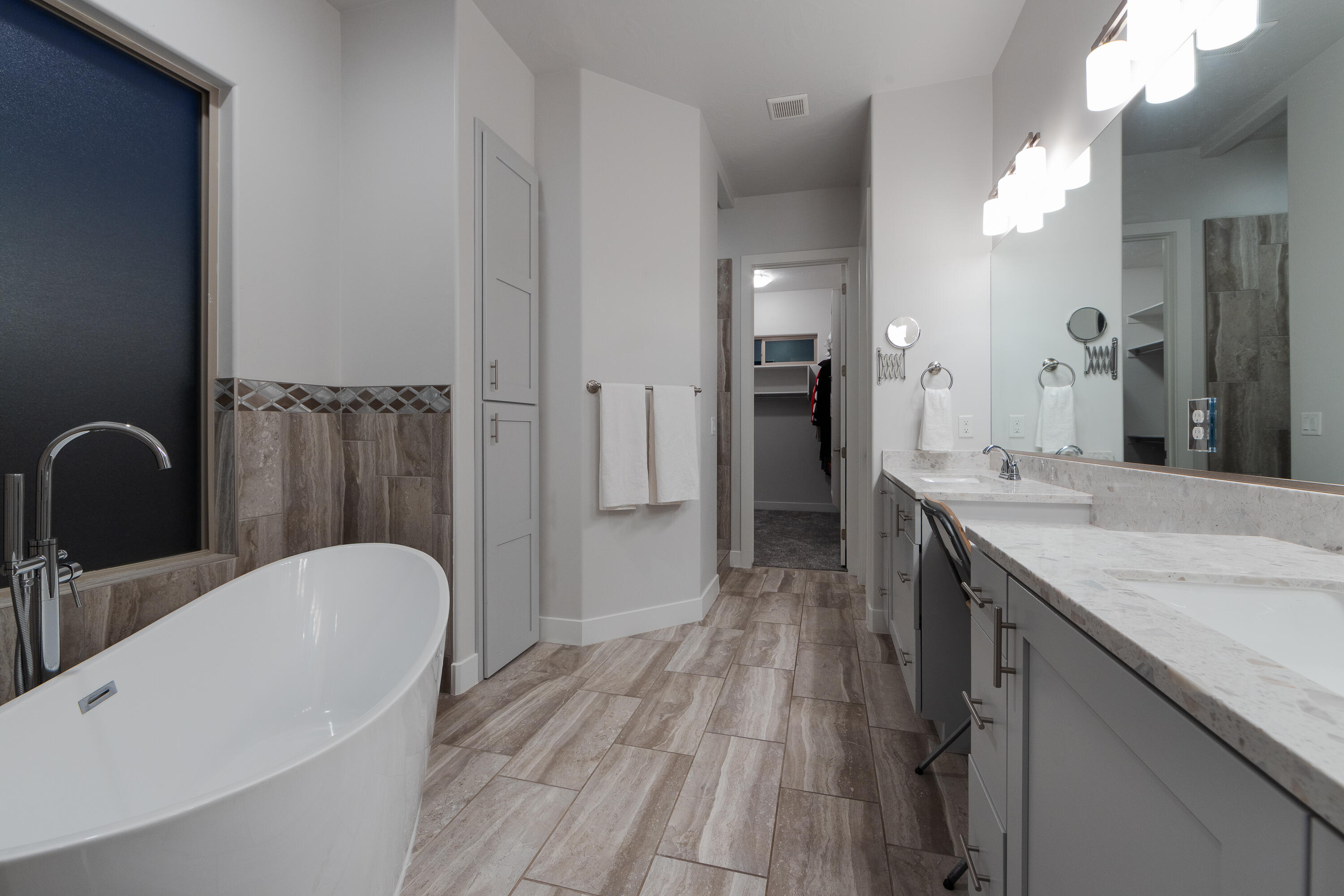 REDSTONE ESTATES - Residential