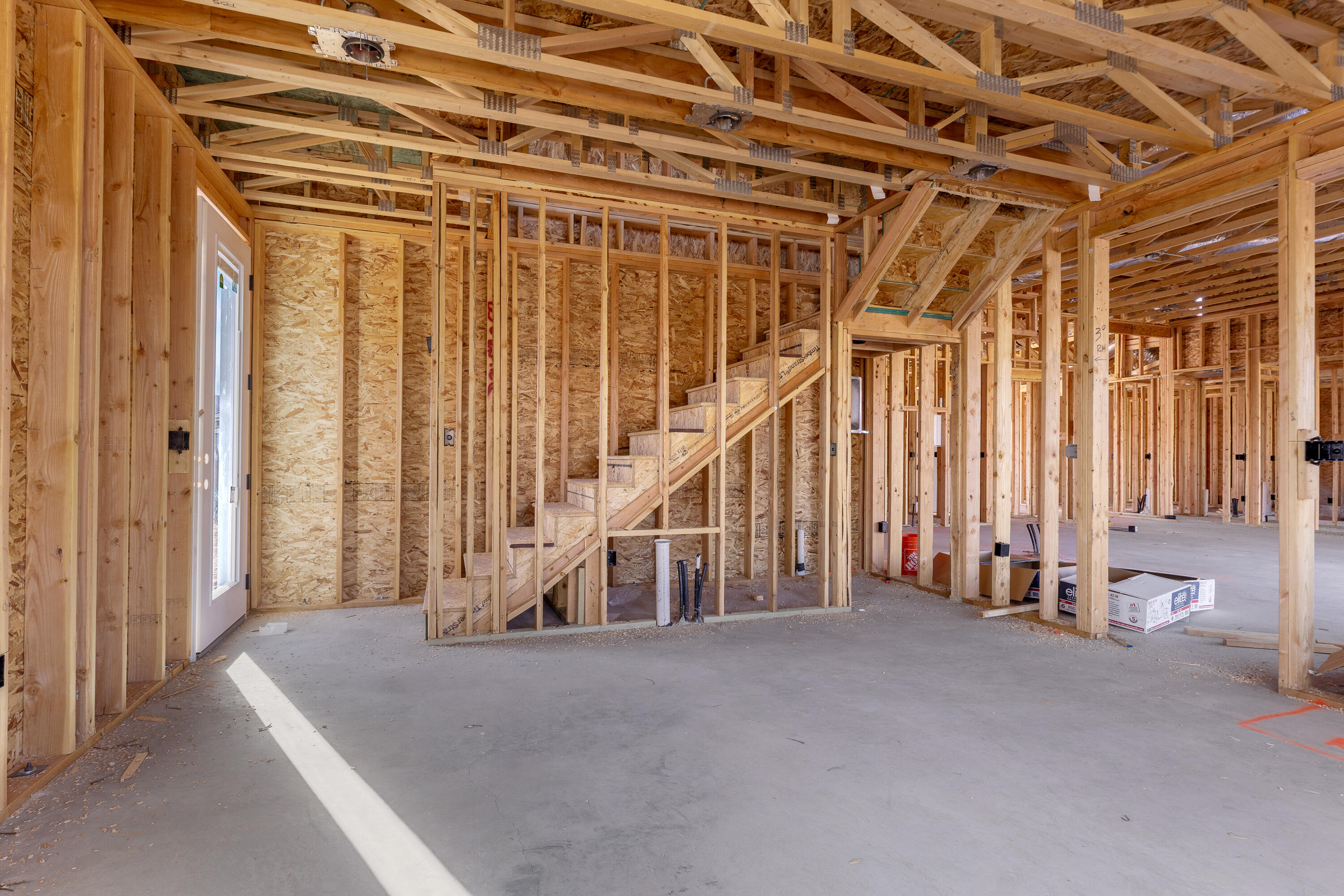 FALCON RIDGE - Residential