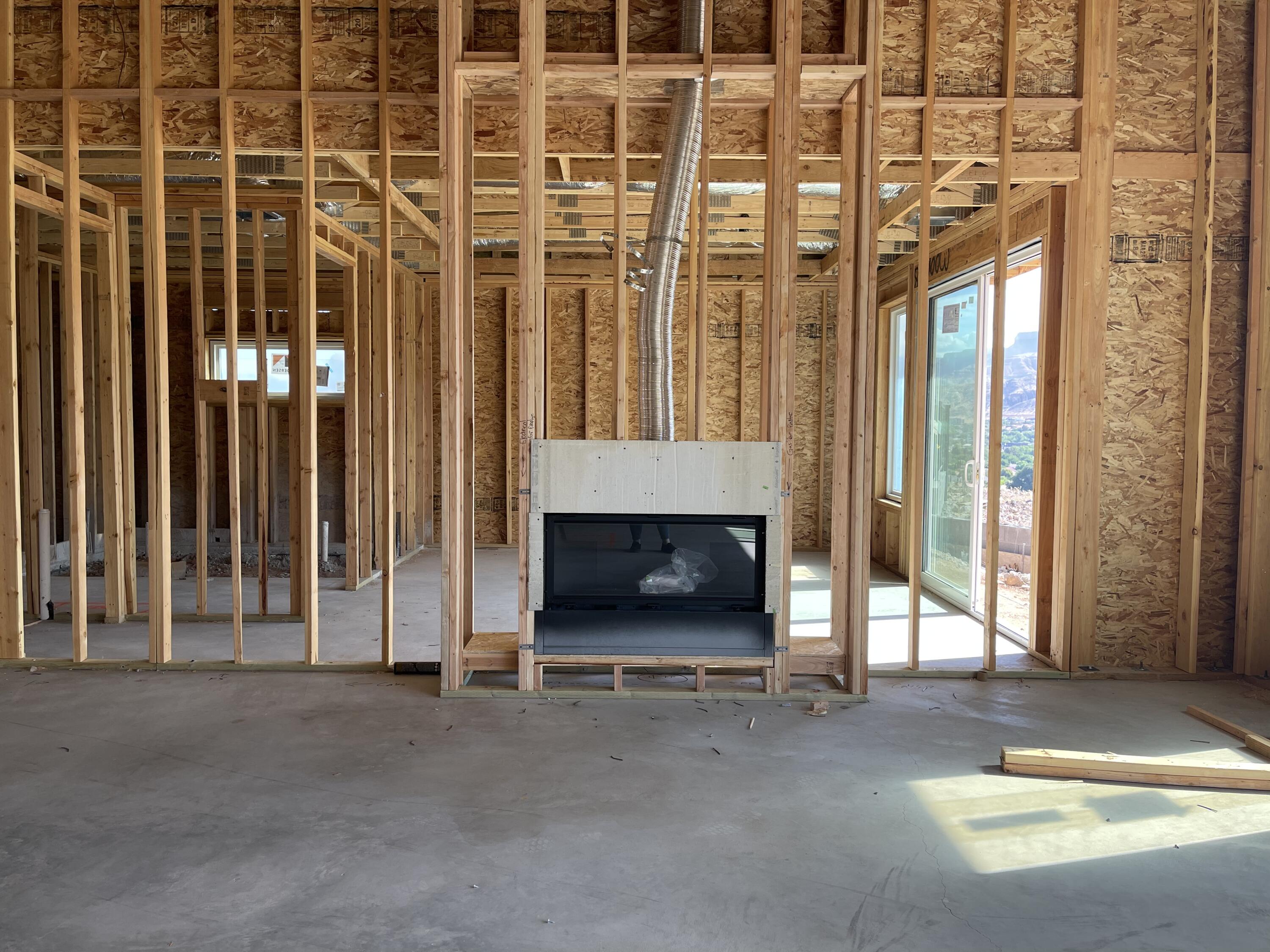 FALCON RIDGE - Residential