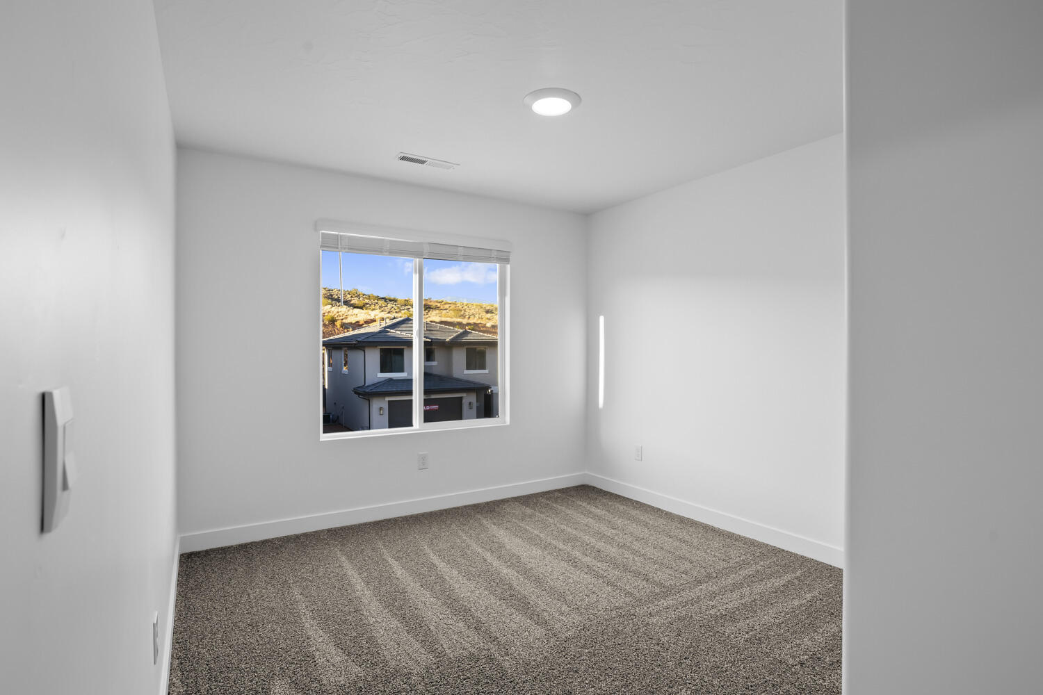 STANDING ROCK EAST AT LONG VALLEY - Residential