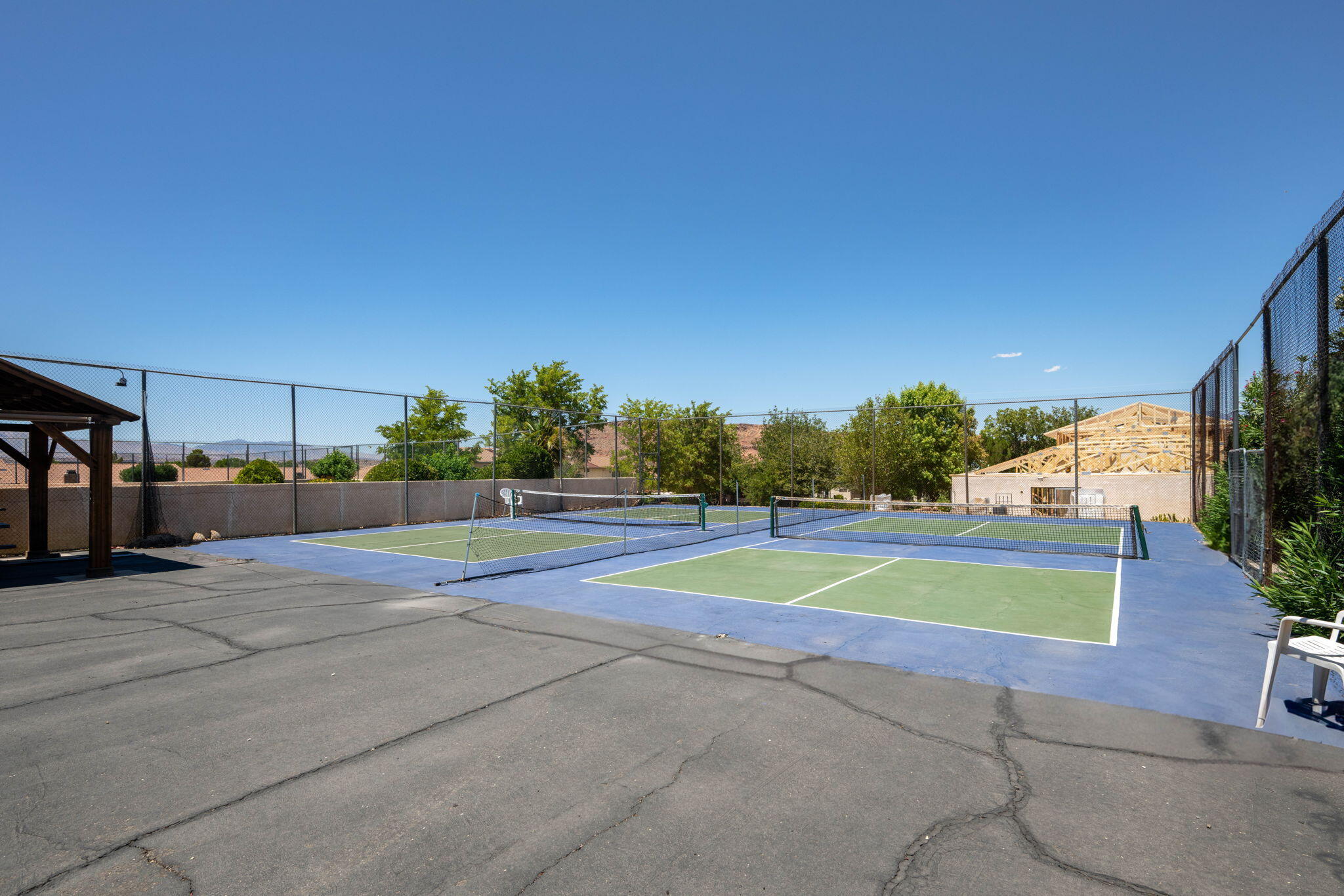 BLOOMINGTON KNOLLS TOWNHOMES - Residential