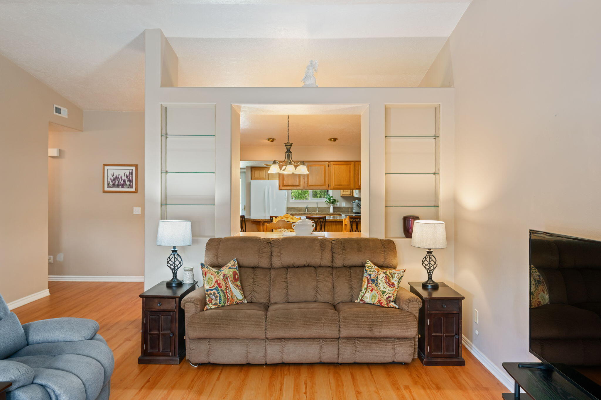 BLOOMINGTON KNOLLS TOWNHOMES - Residential