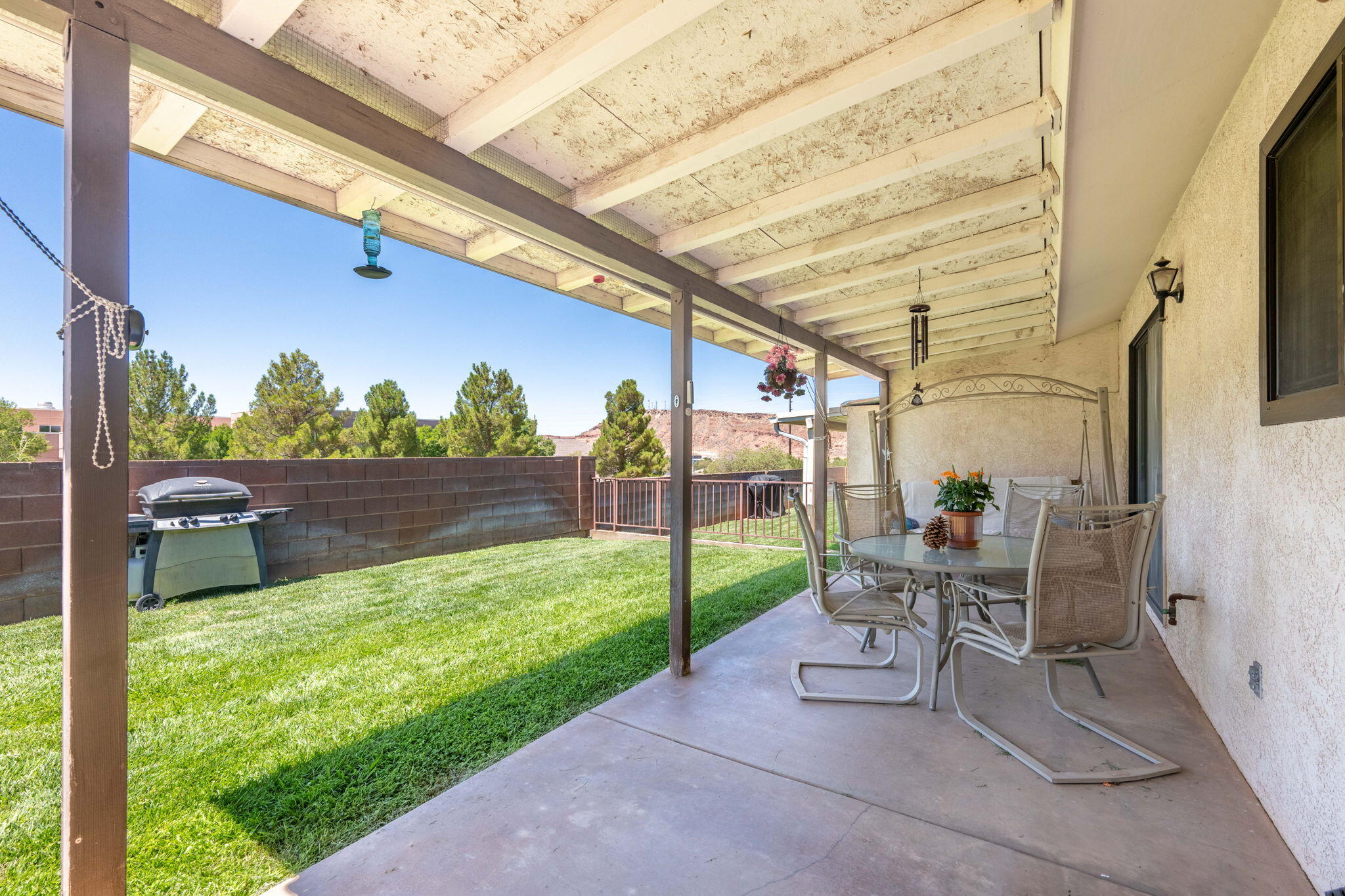 BLOOMINGTON KNOLLS TOWNHOMES - Residential