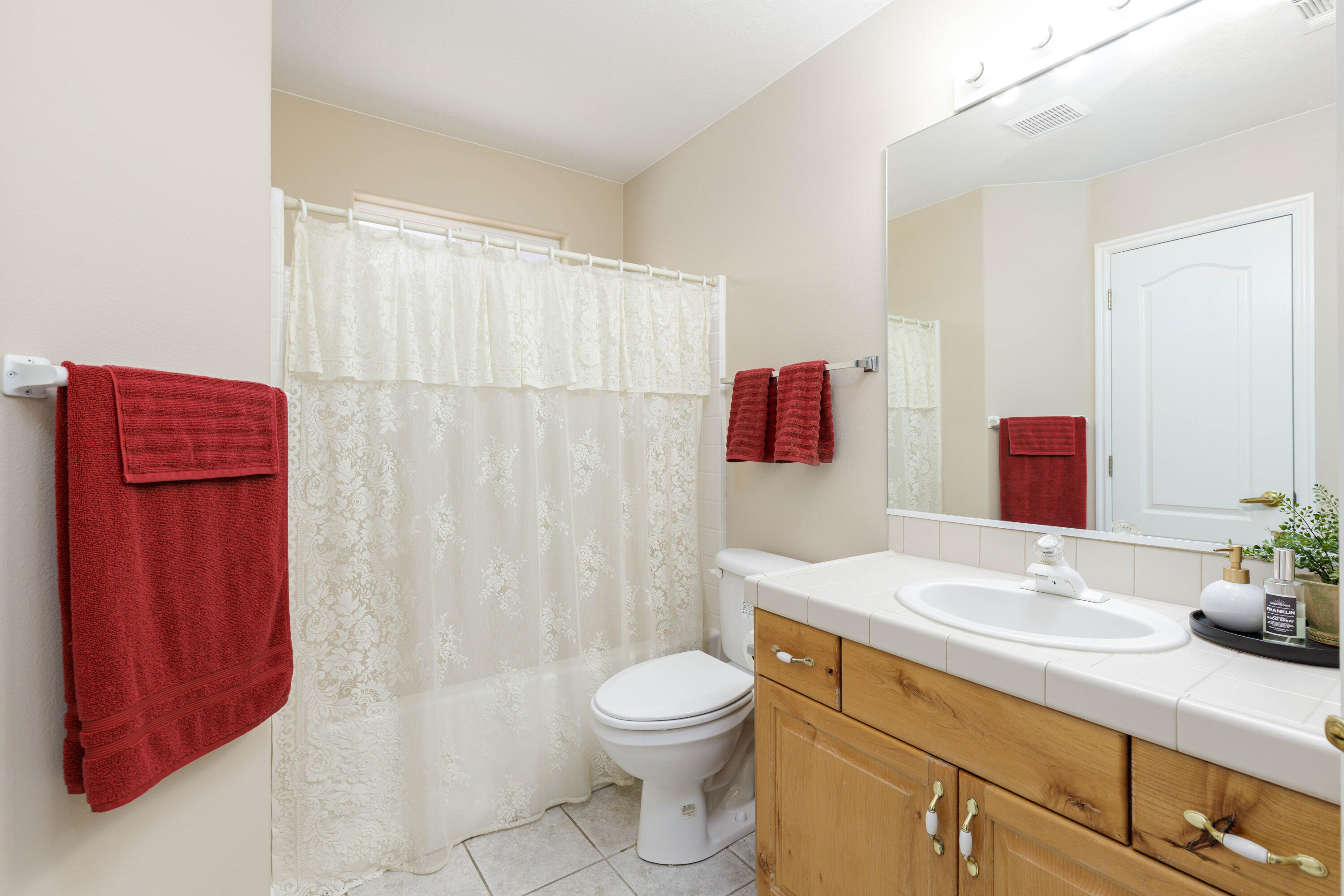 PADRE LAKES TOWNHOMES - Residential