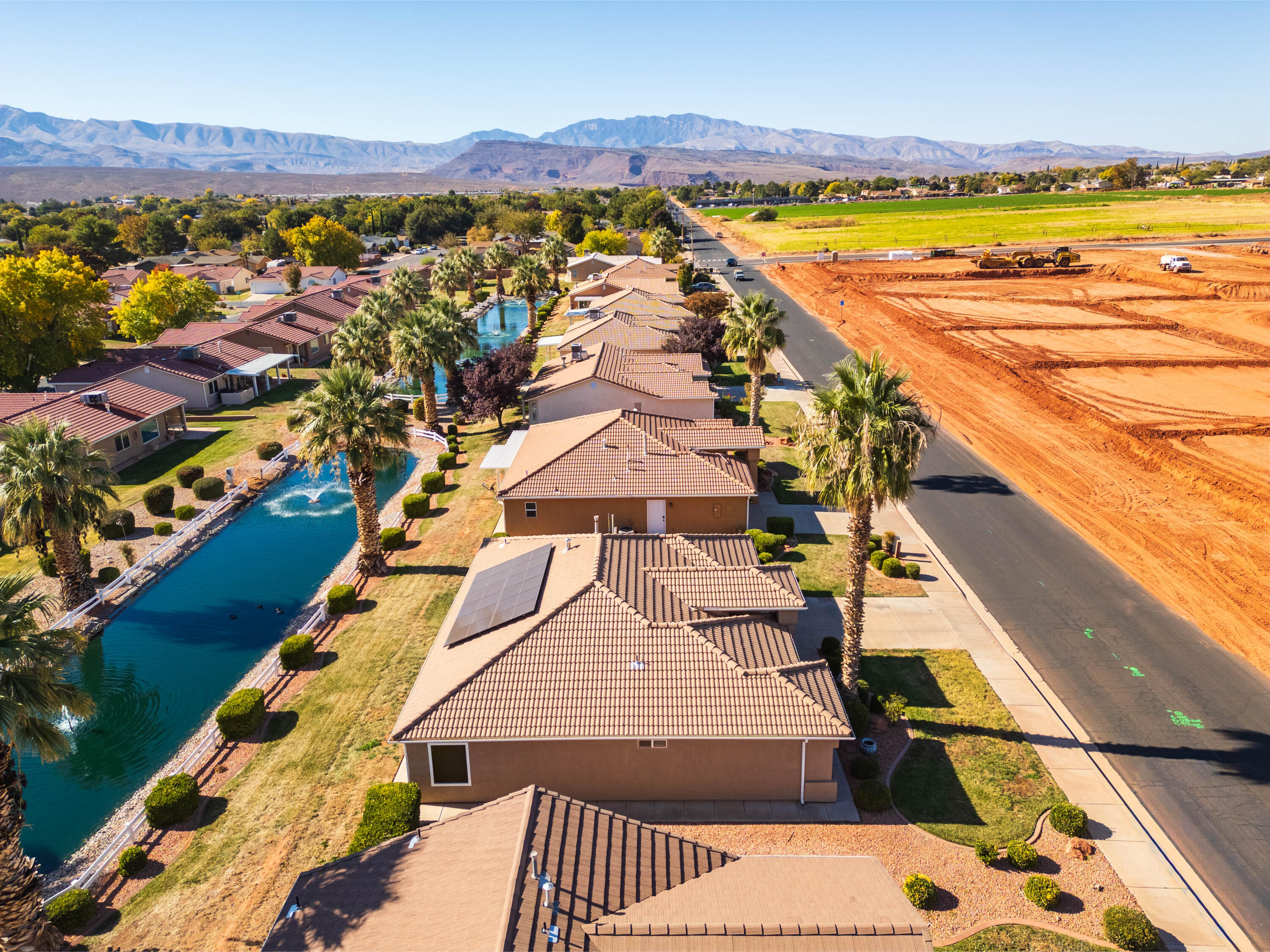 PADRE LAKES TOWNHOMES - Residential