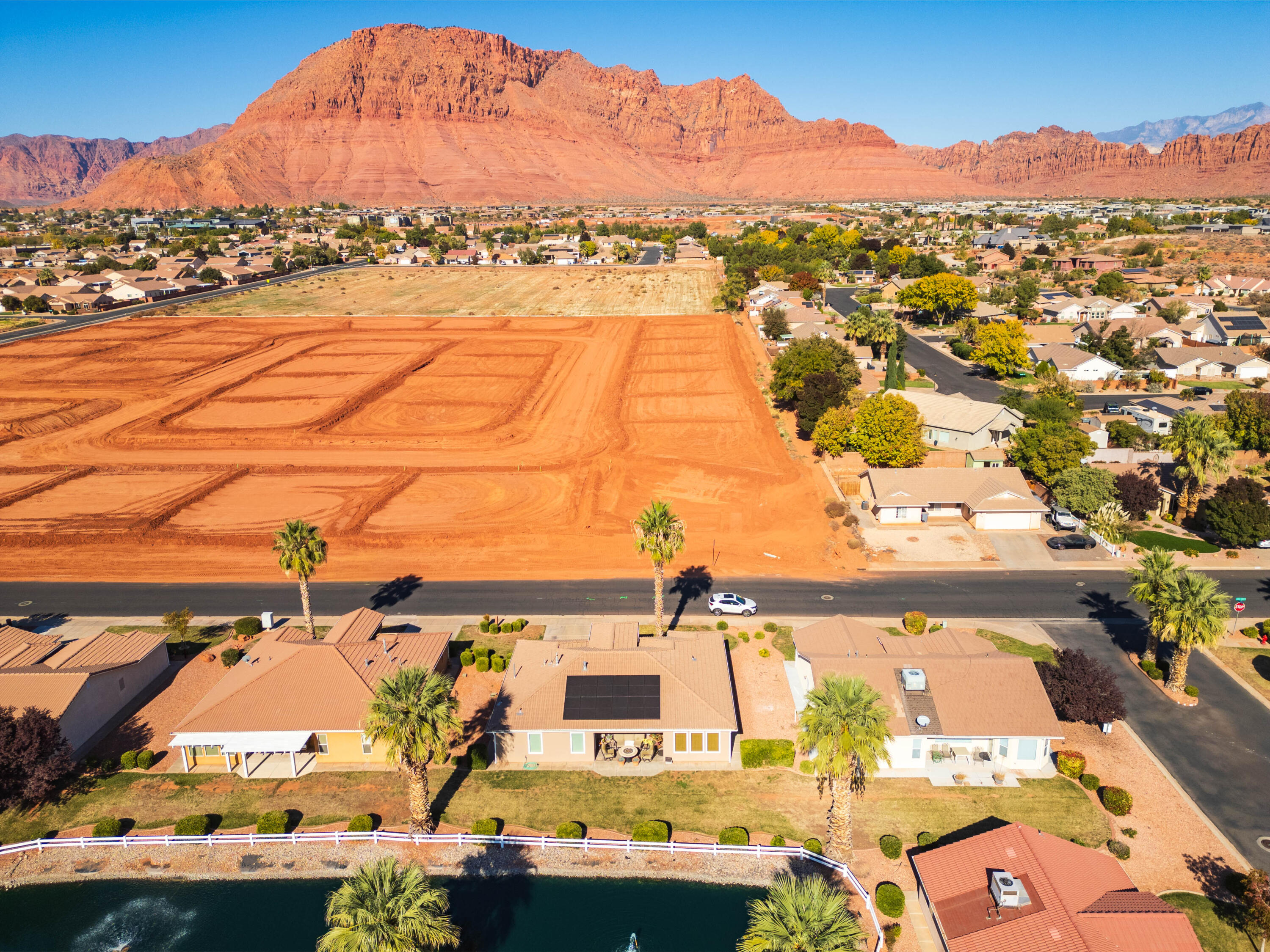 PADRE LAKES TOWNHOMES - Residential