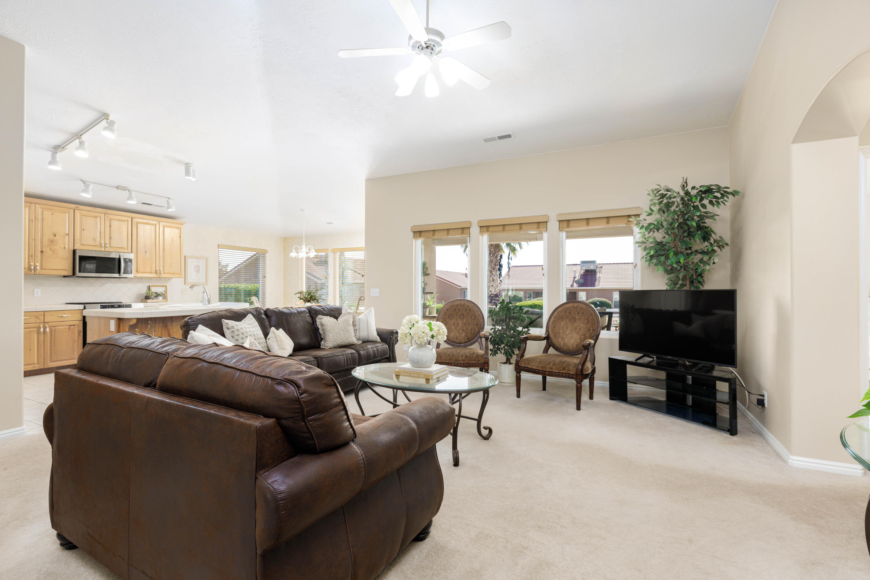 PADRE LAKES TOWNHOMES - Residential