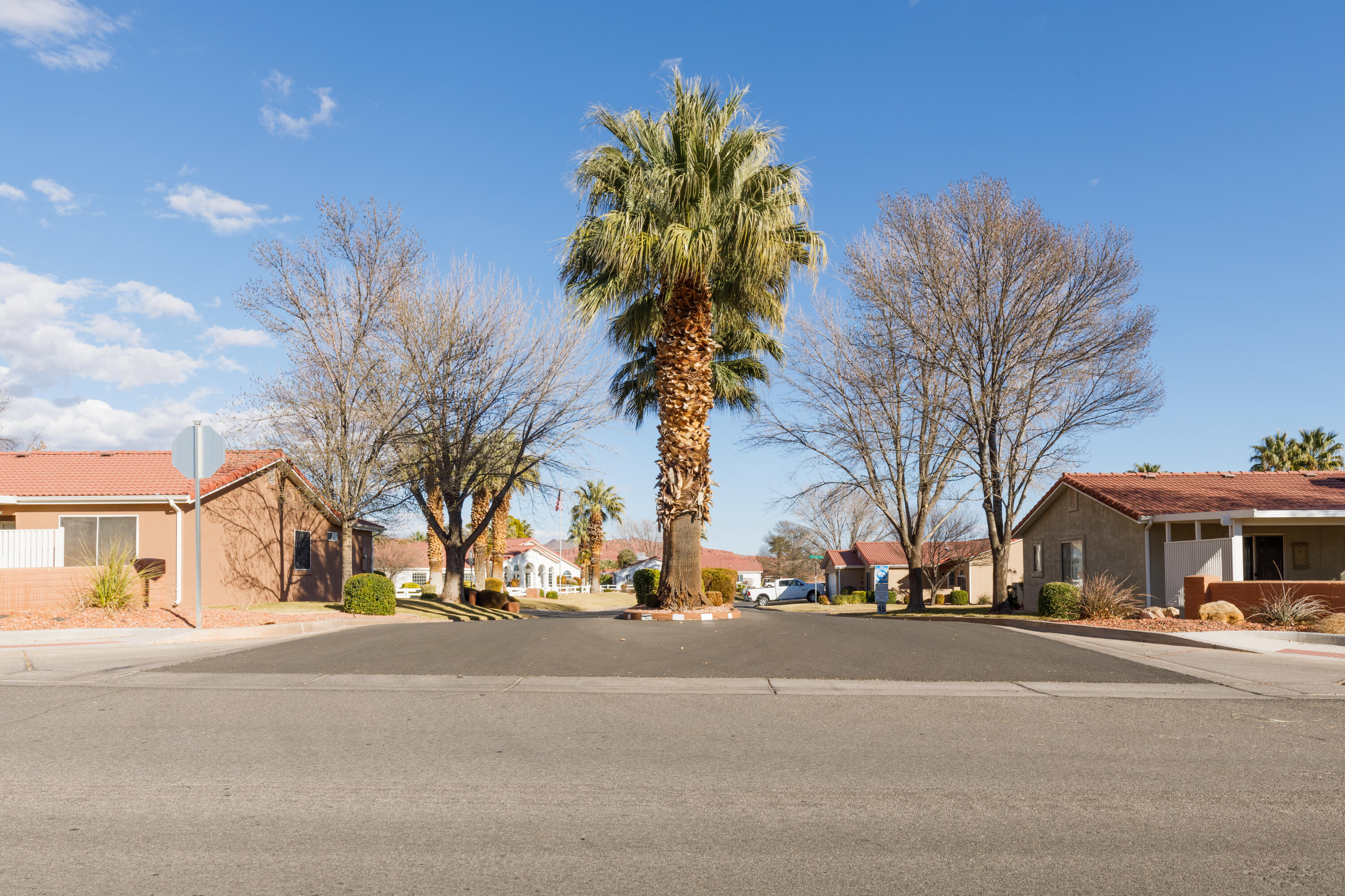 PADRE LAKES TOWNHOMES - Residential
