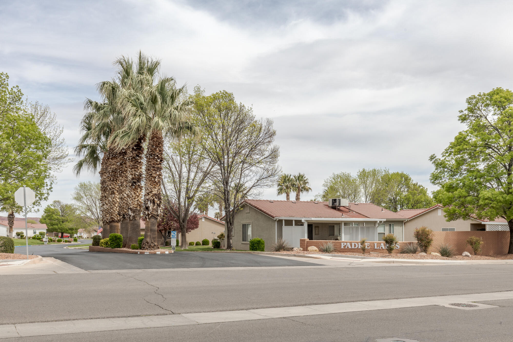 PADRE LAKES TOWNHOMES - Residential
