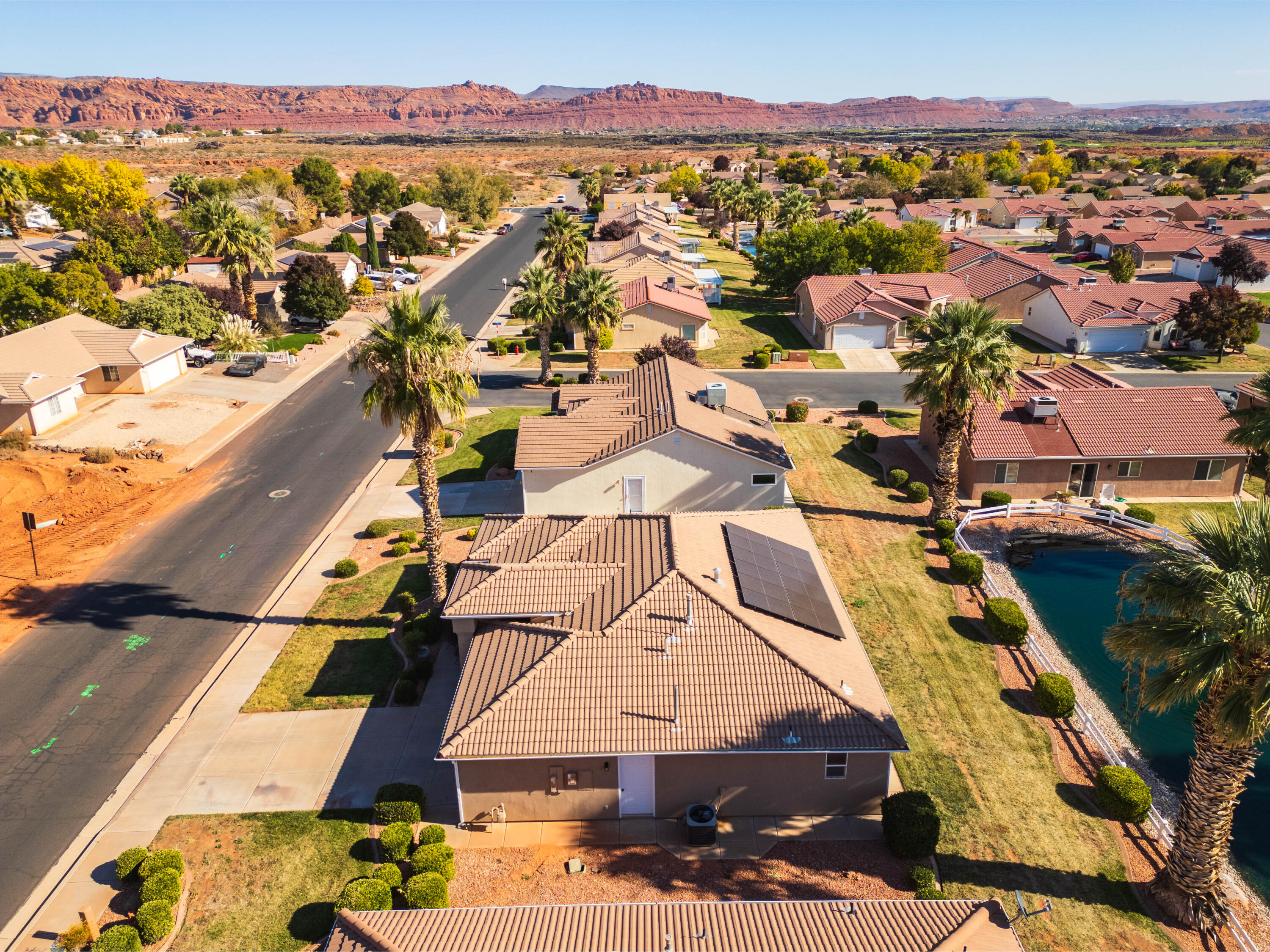 PADRE LAKES TOWNHOMES - Residential
