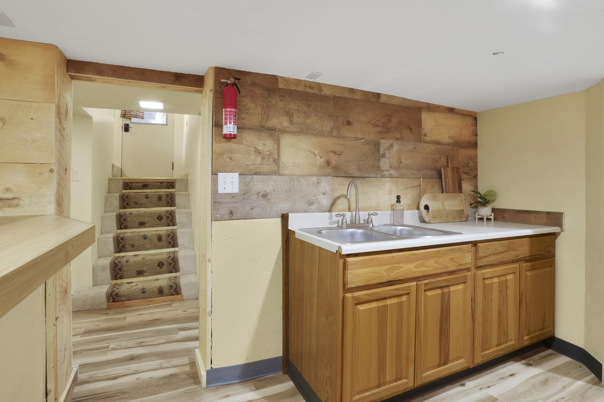 ROCKVILLE TOWNSITE - Residential