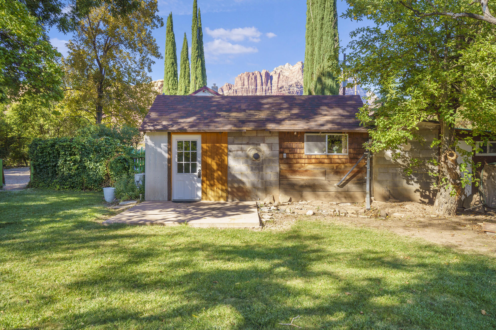 ROCKVILLE TOWNSITE - Residential