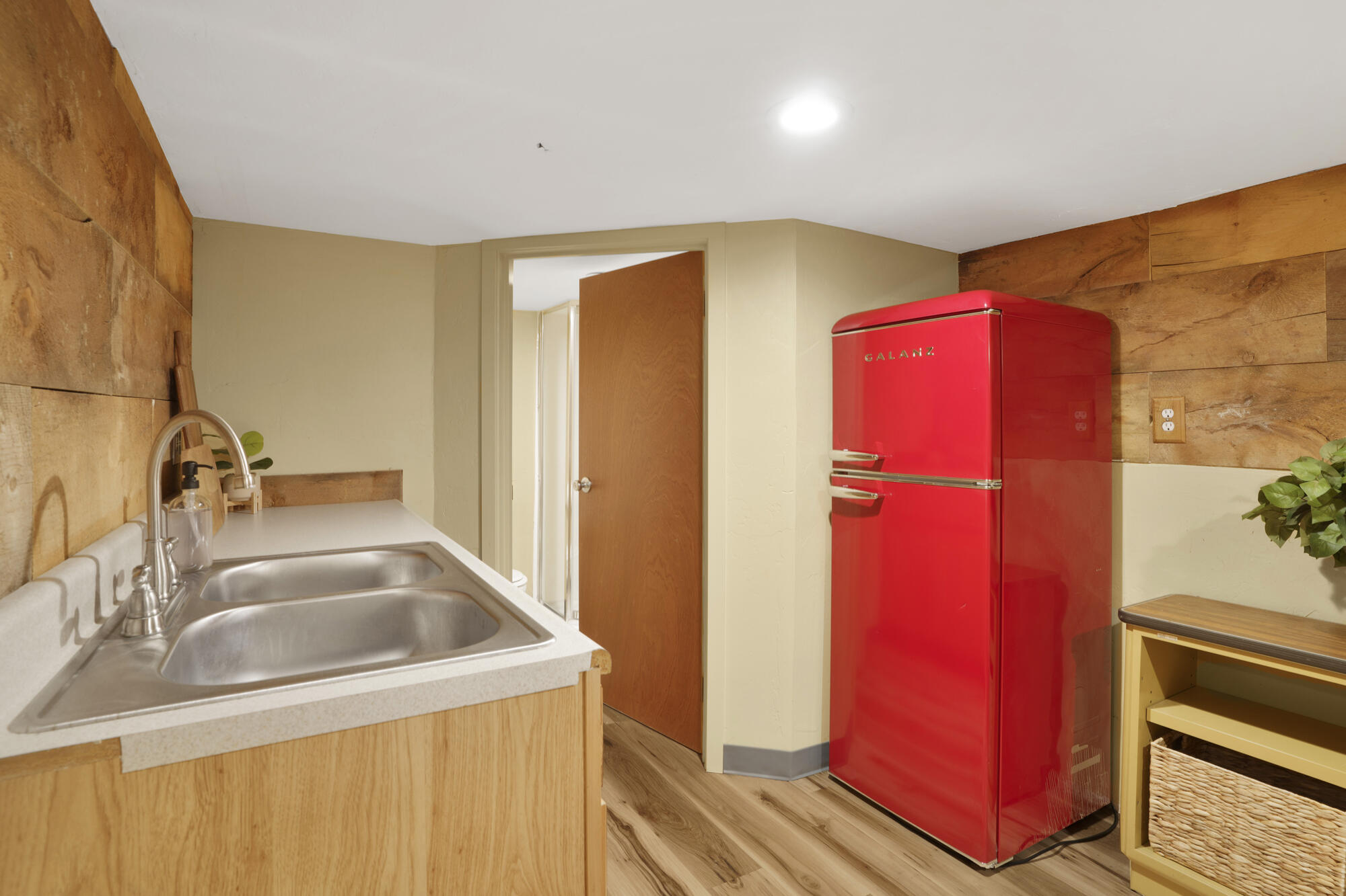 ROCKVILLE TOWNSITE - Residential