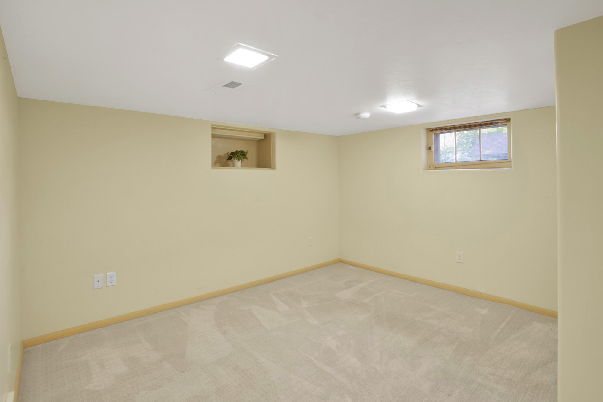 ROCKVILLE TOWNSITE - Residential