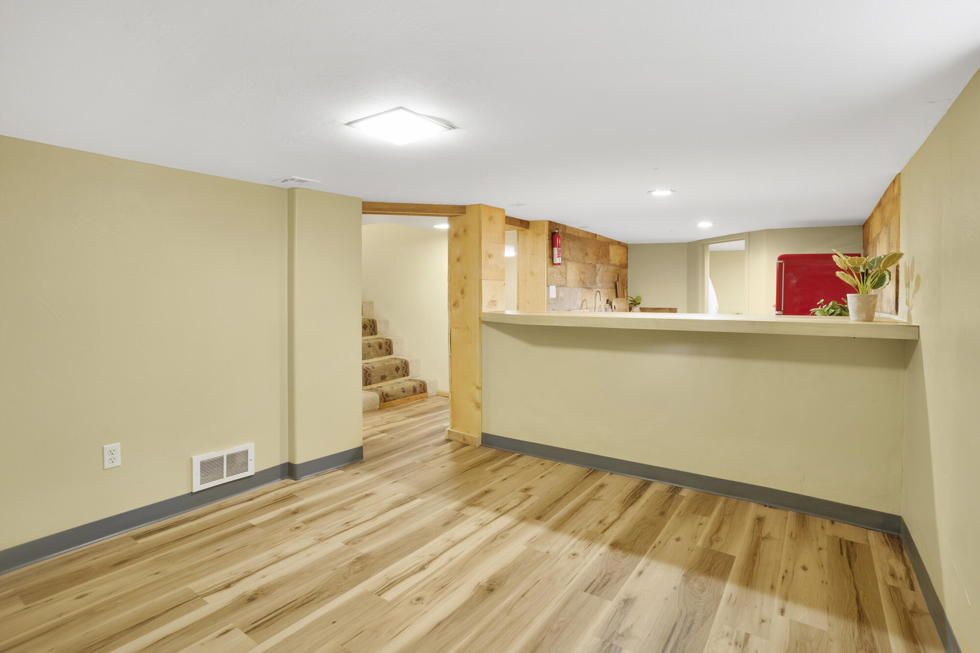 ROCKVILLE TOWNSITE - Residential