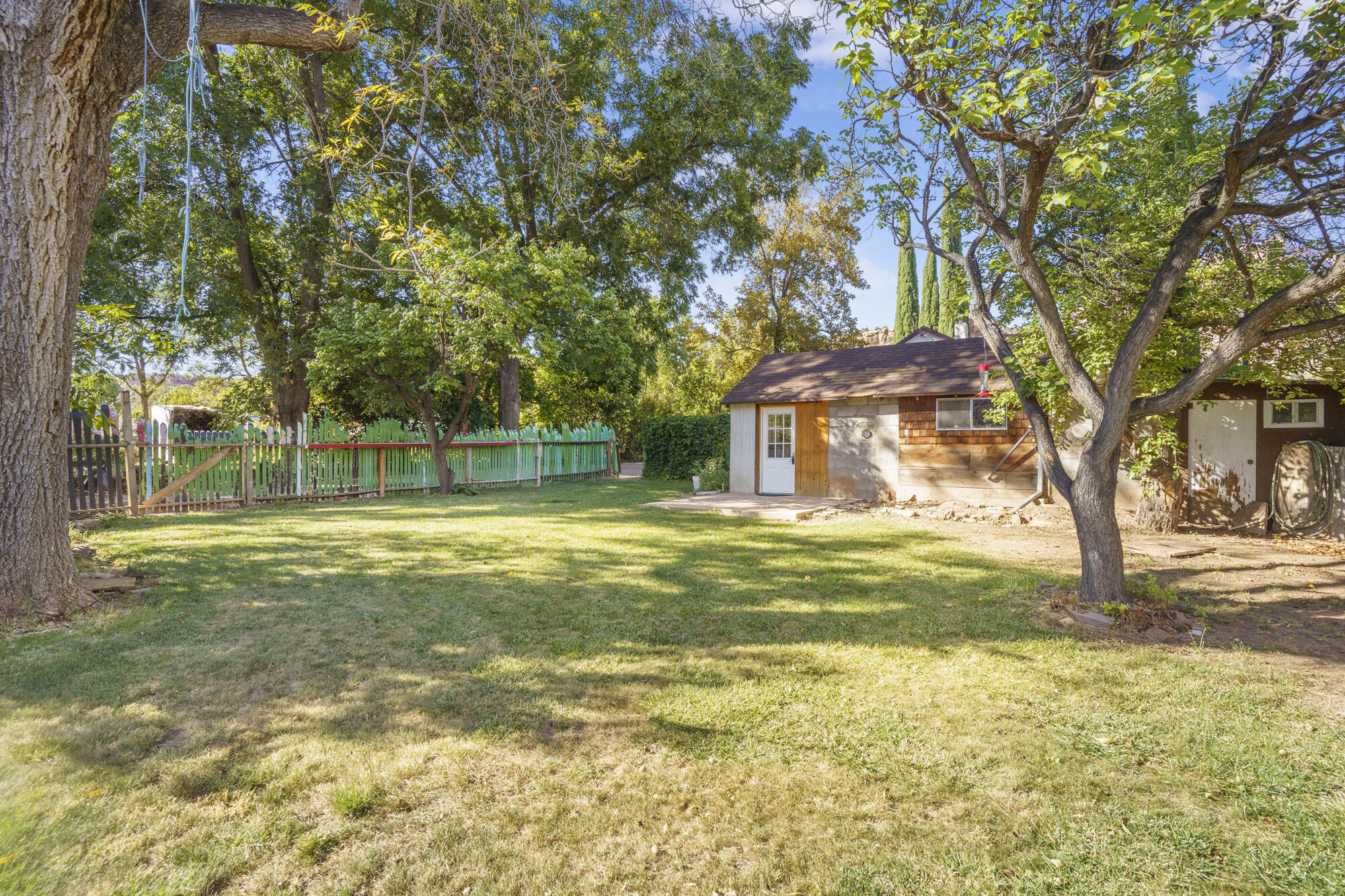 ROCKVILLE TOWNSITE - Residential