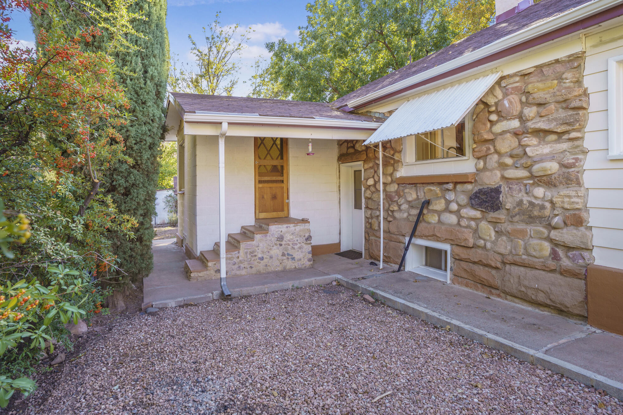 ROCKVILLE TOWNSITE - Residential