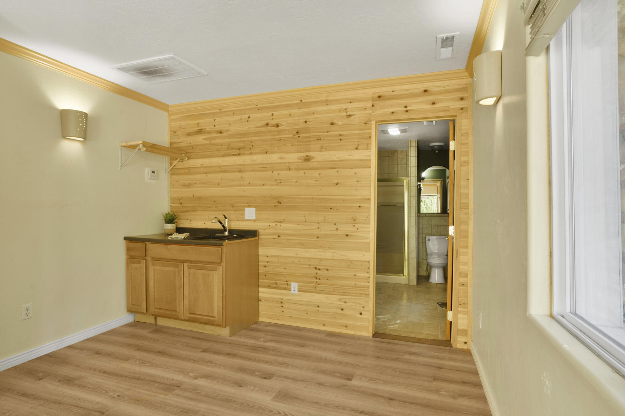 ROCKVILLE TOWNSITE - Residential