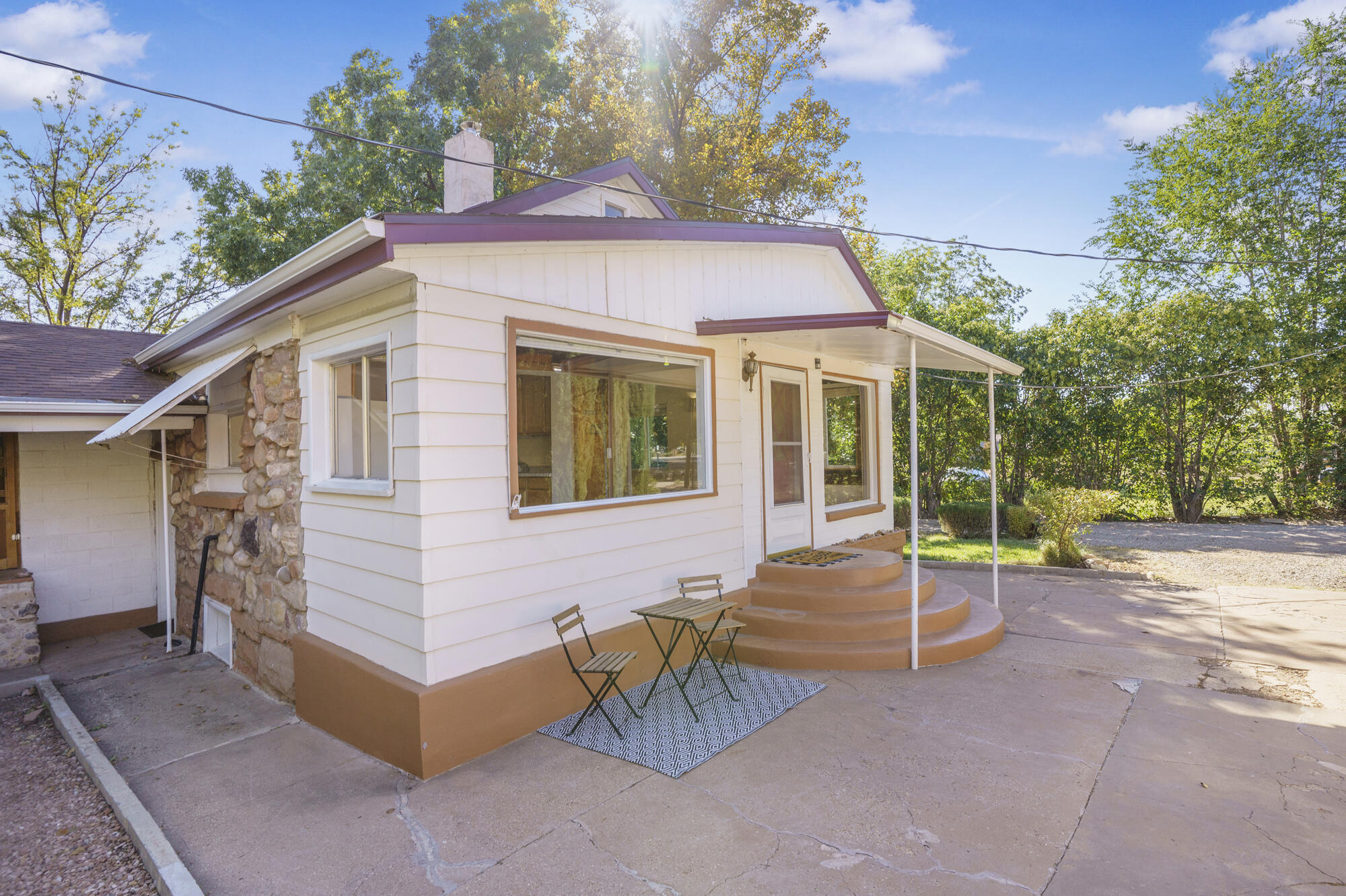 ROCKVILLE TOWNSITE - Residential