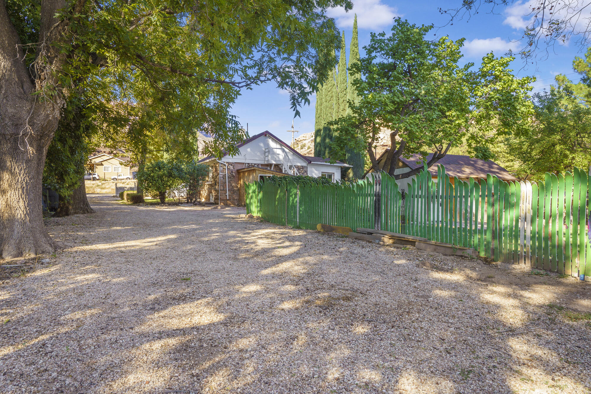 ROCKVILLE TOWNSITE - Residential