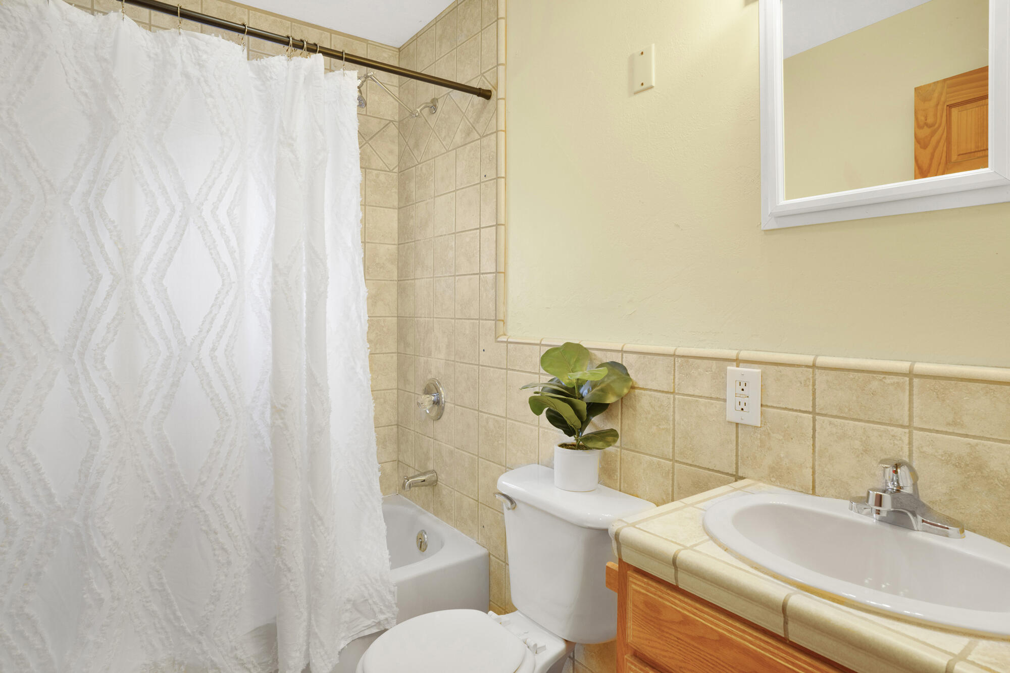 ROCKVILLE TOWNSITE - Residential