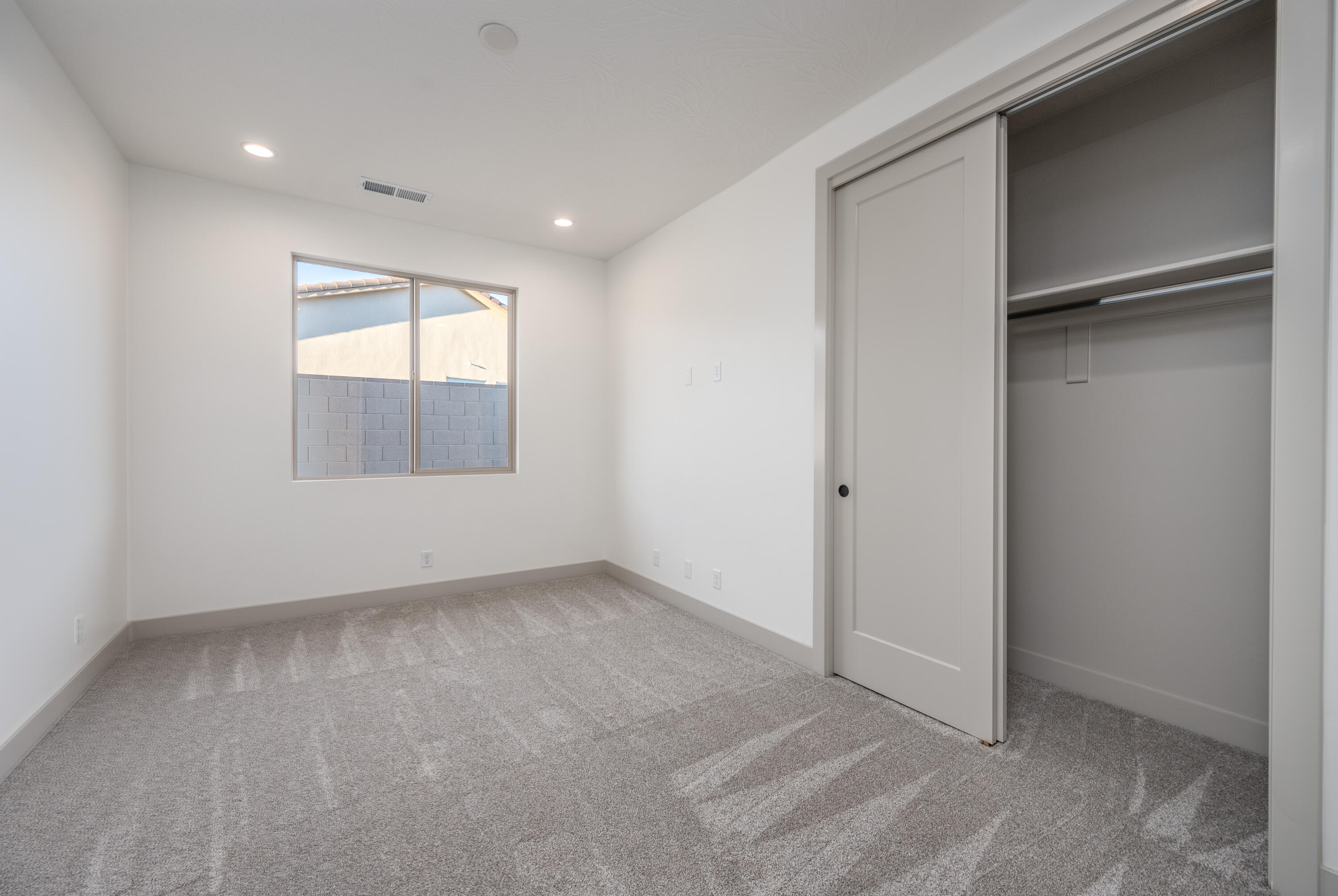 SOLIS AT CORAL CANYON - Residential