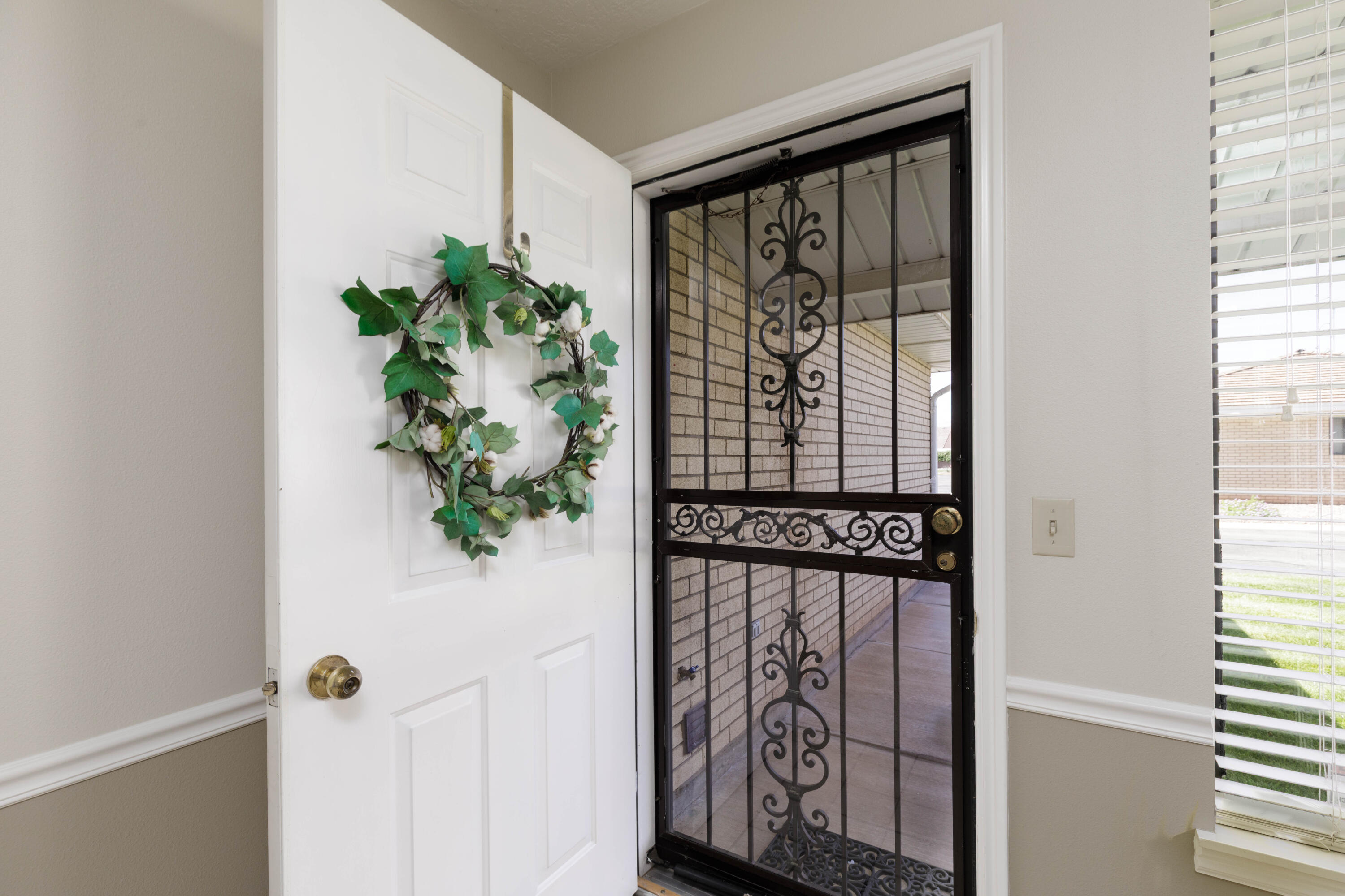 PALM MEADOWS TOWNHOMES - Residential