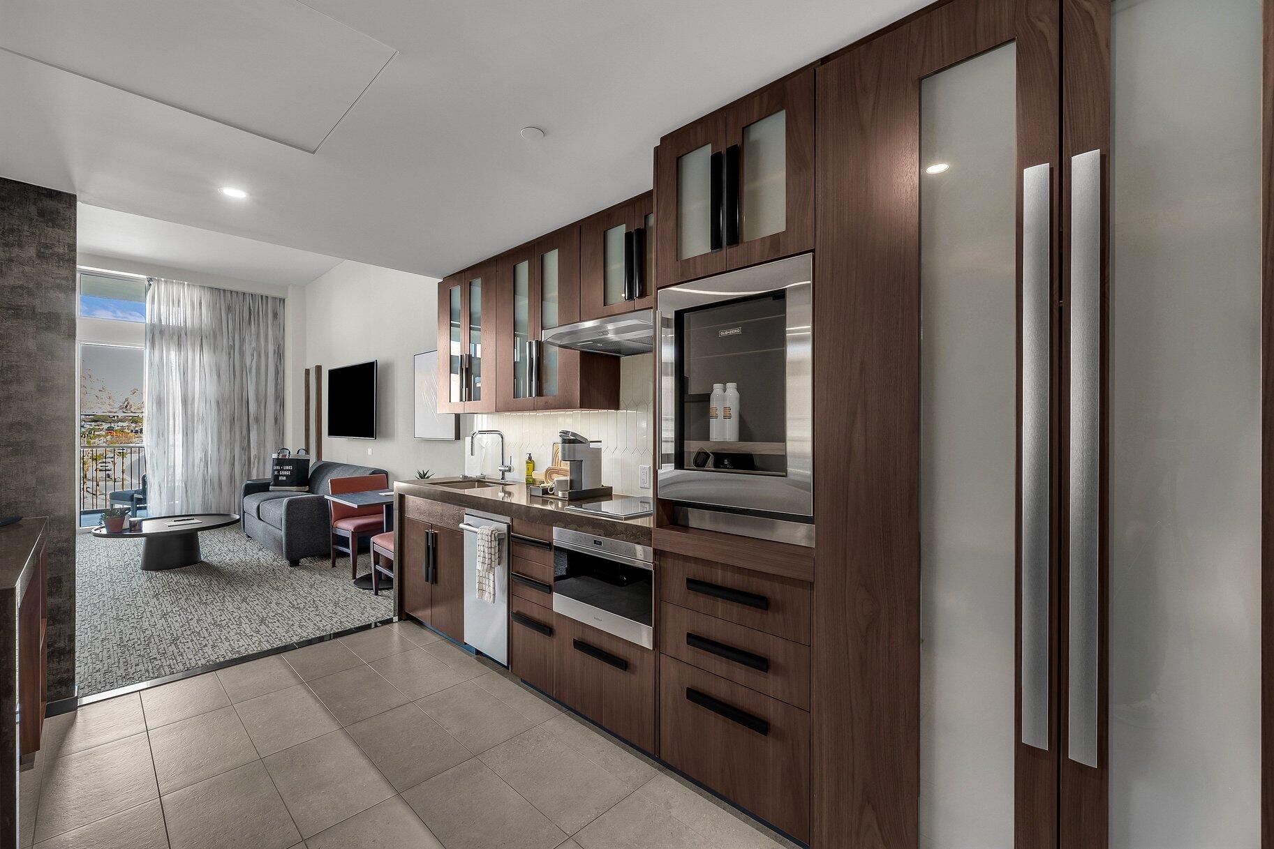 BLACK DESERT RESORT - Residential