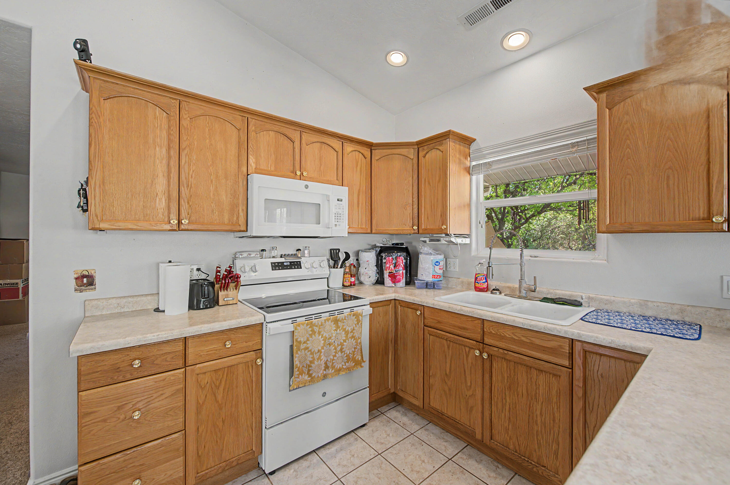 DIXIE DEER ESTATES - Residential