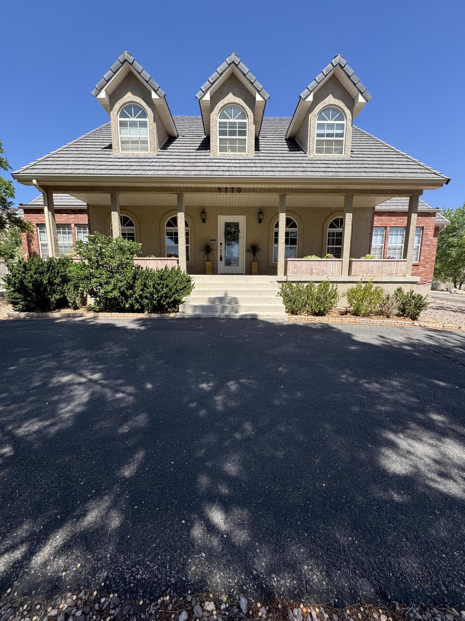 WINCHESTER HILLS - Residential