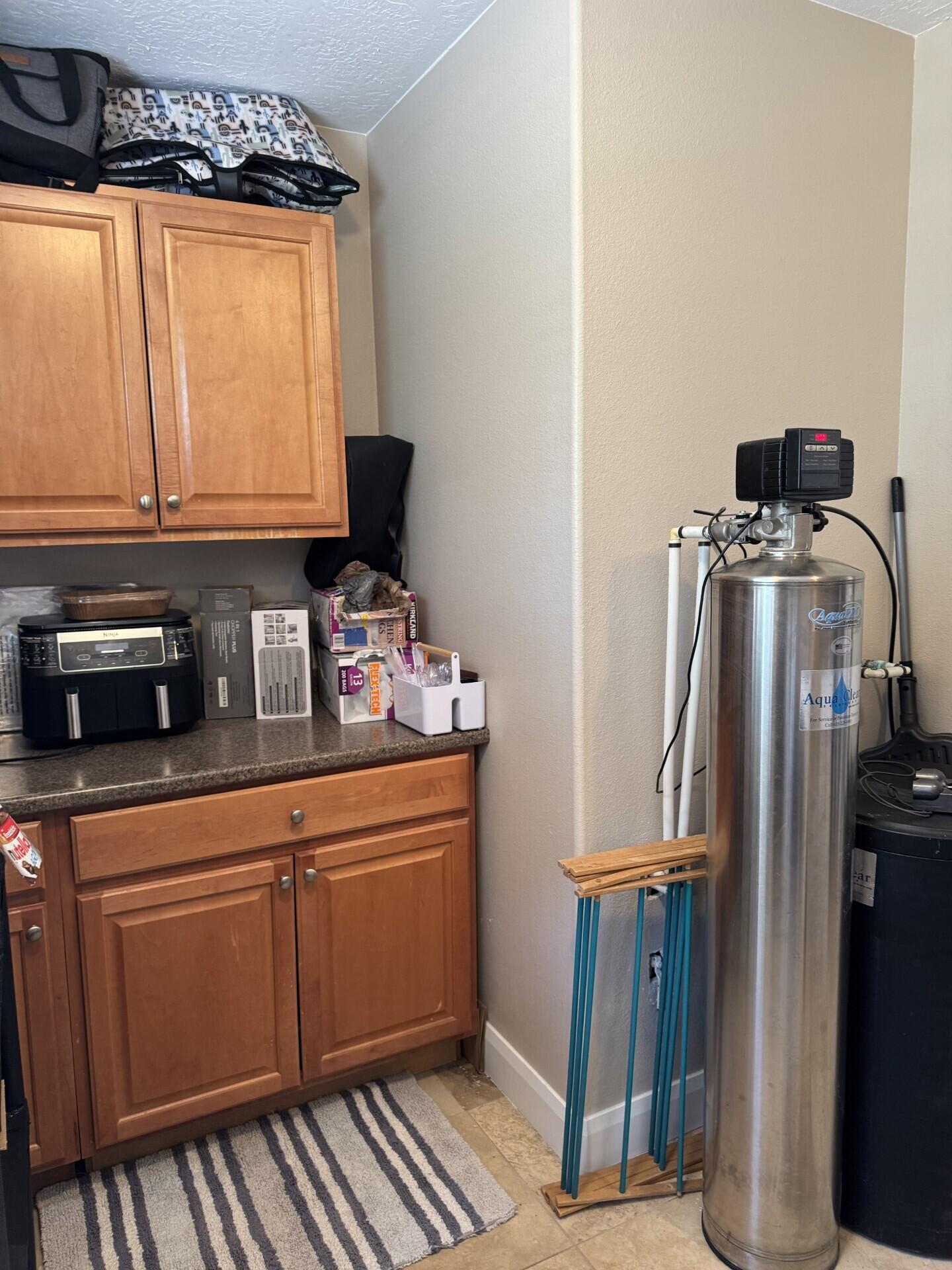 WINCHESTER HILLS - Residential